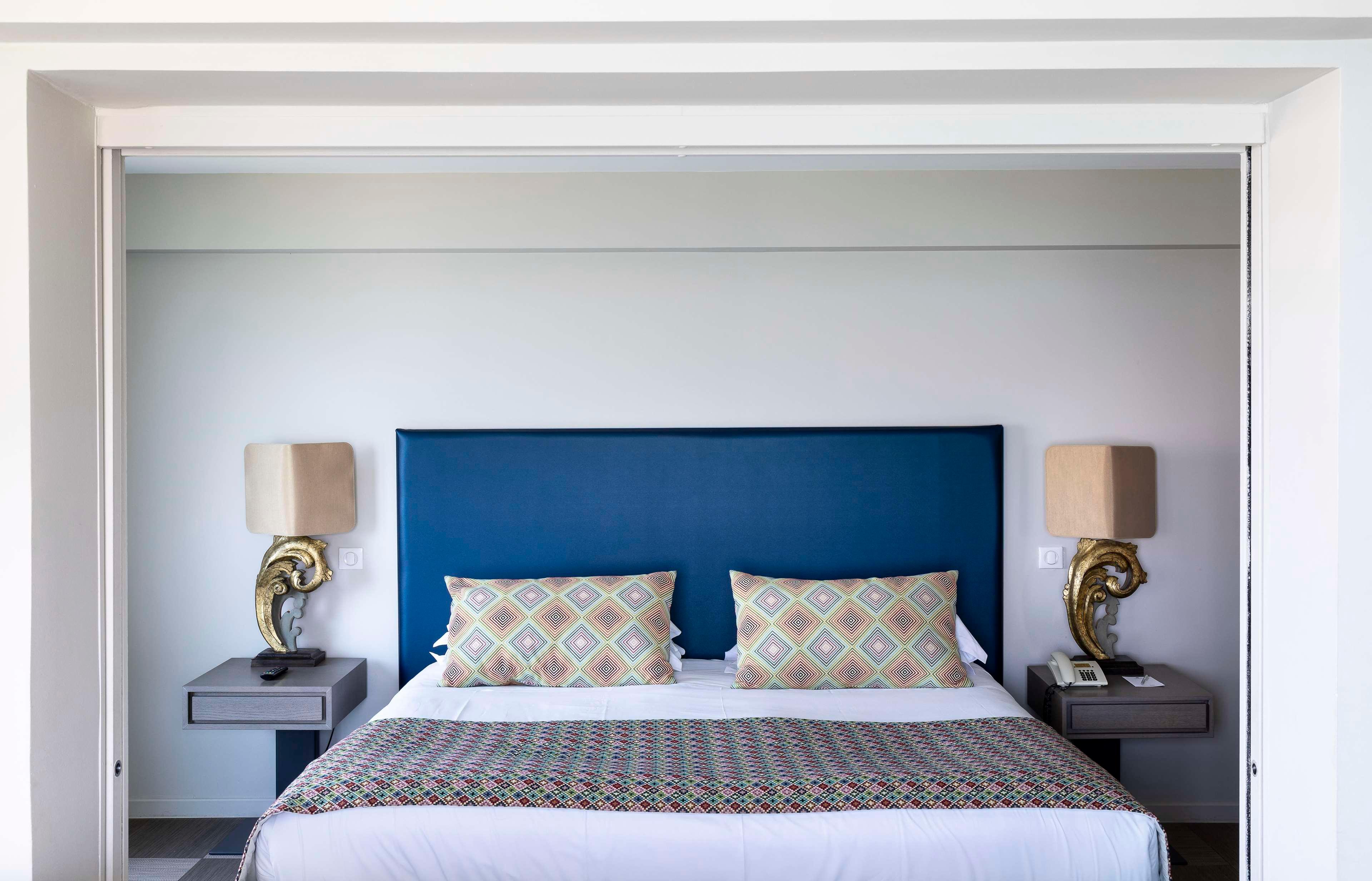 Double King Size Bed