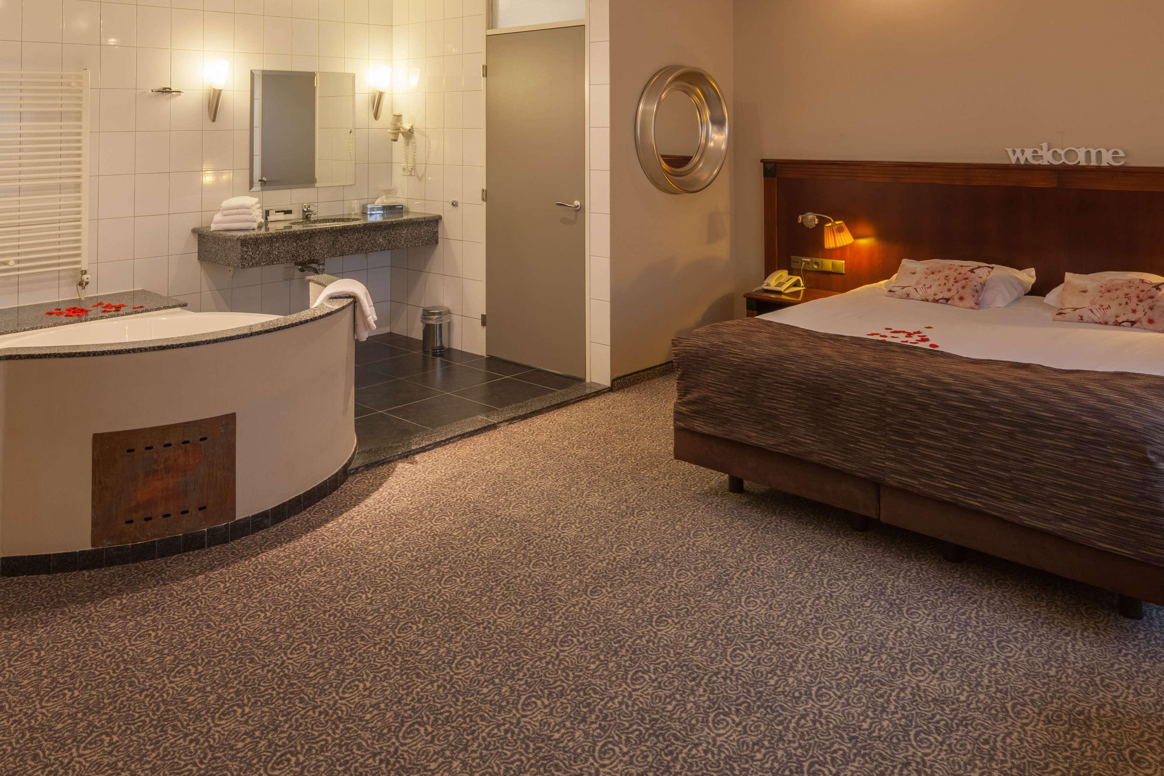 Suite Queen Size Bed