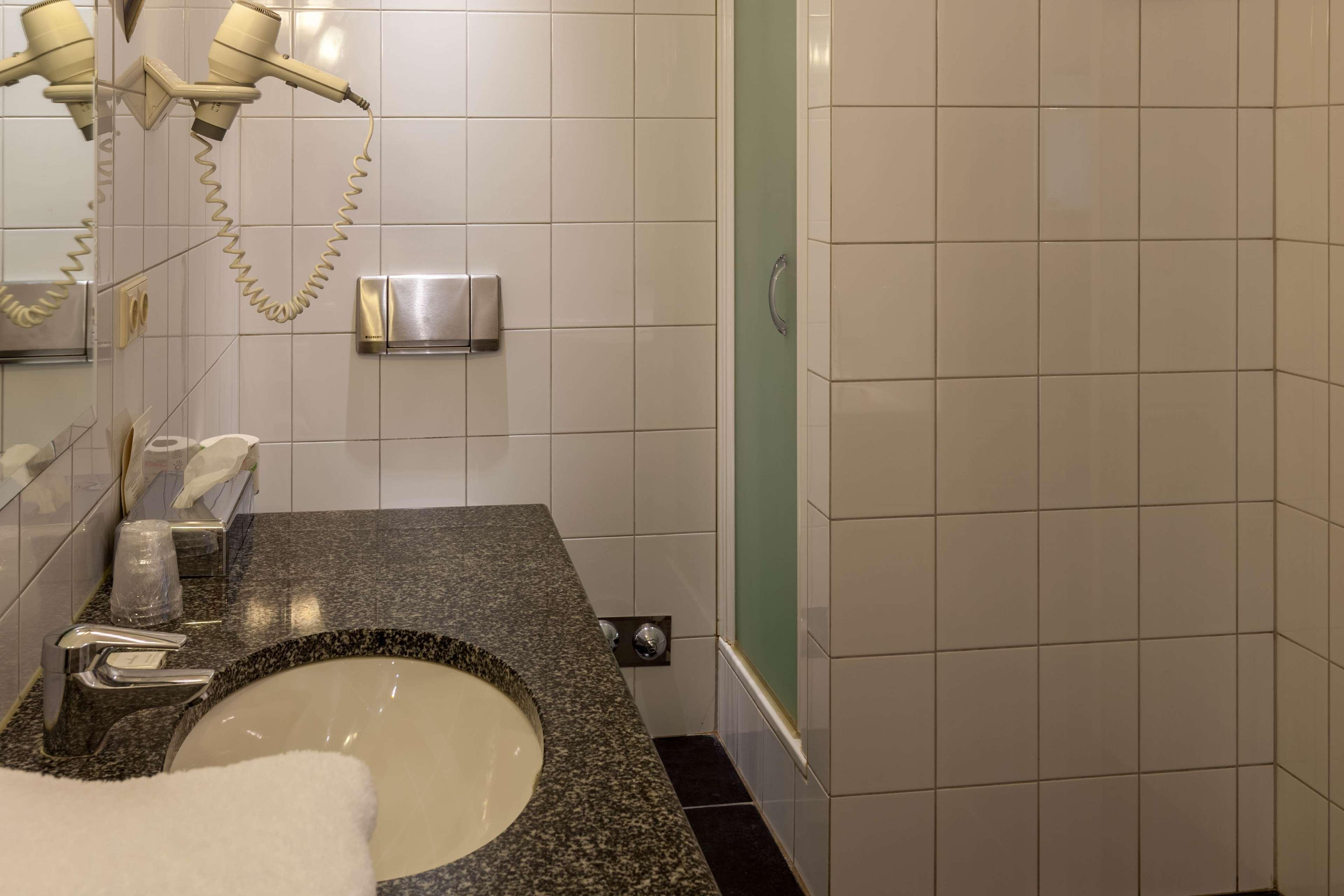 Suite Queen Bed Non Smoking