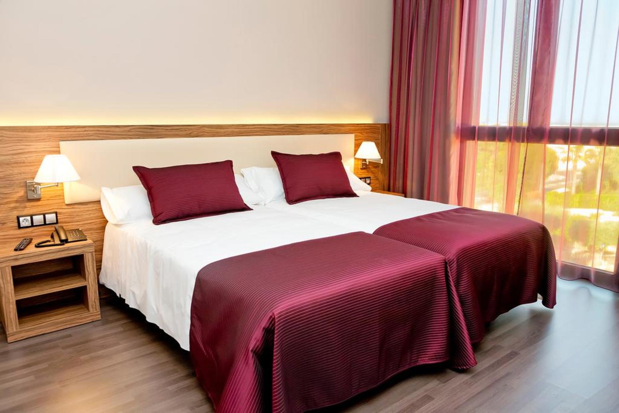 Double or Twin Standard