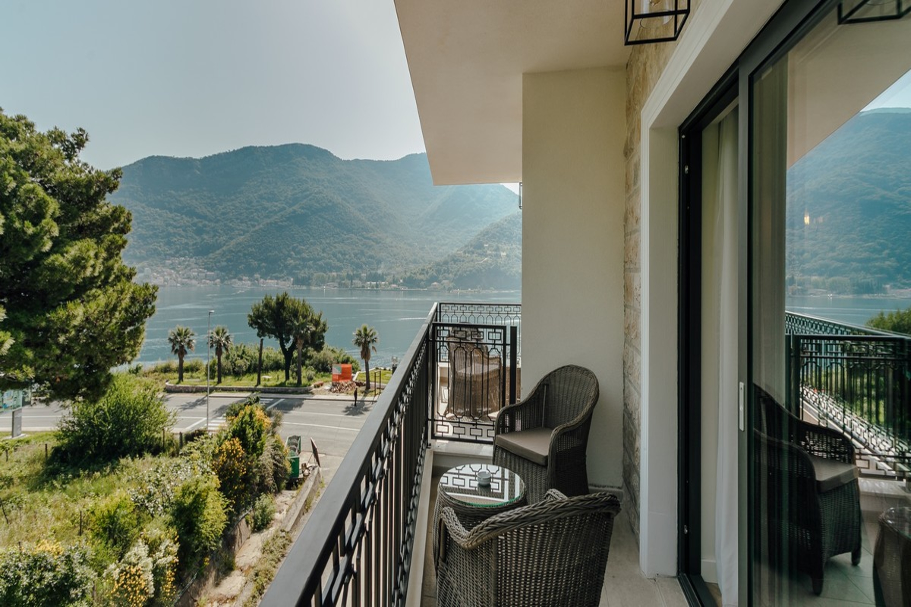 Junior Suite Side Sea View