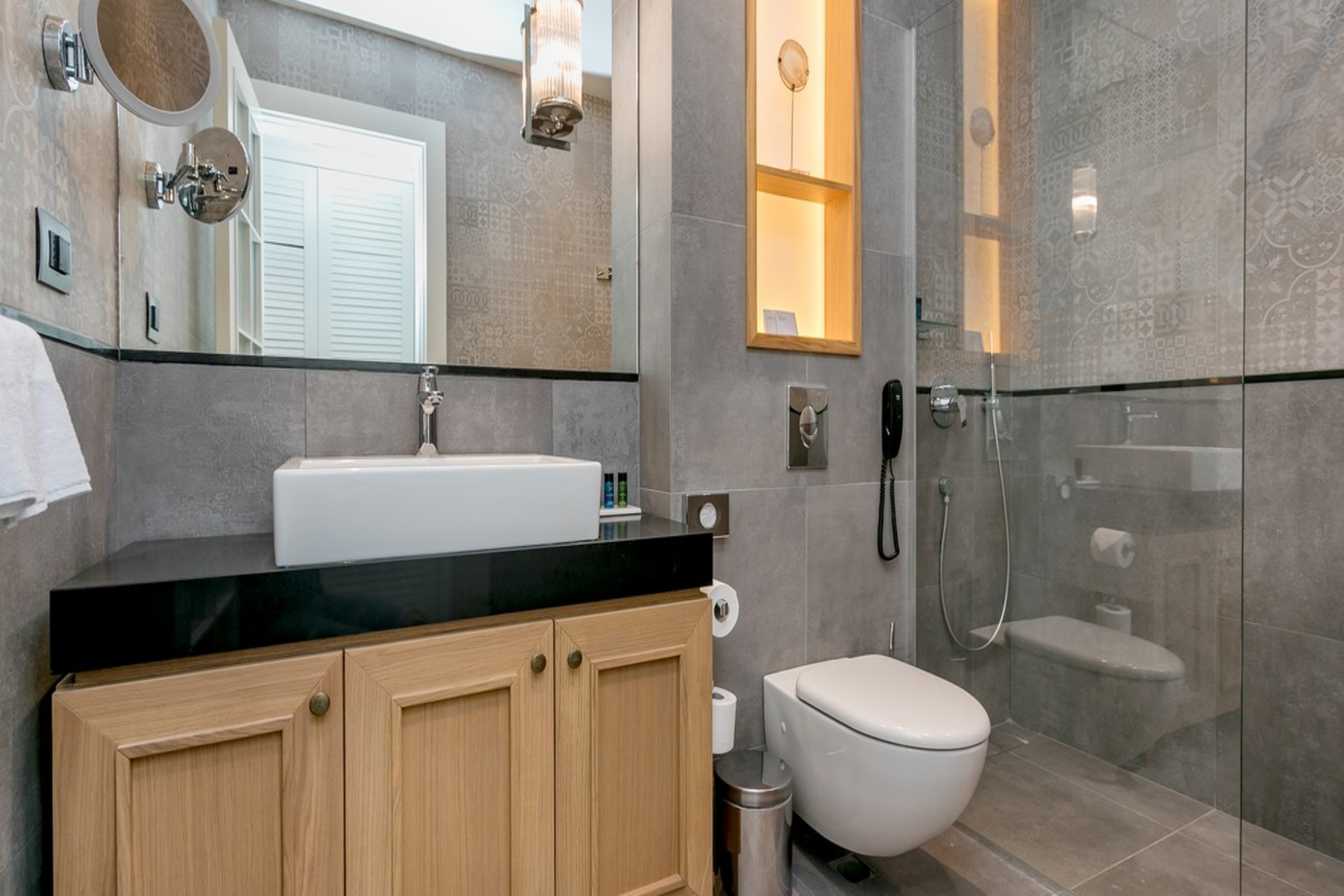 Junior Suite Side Sea View