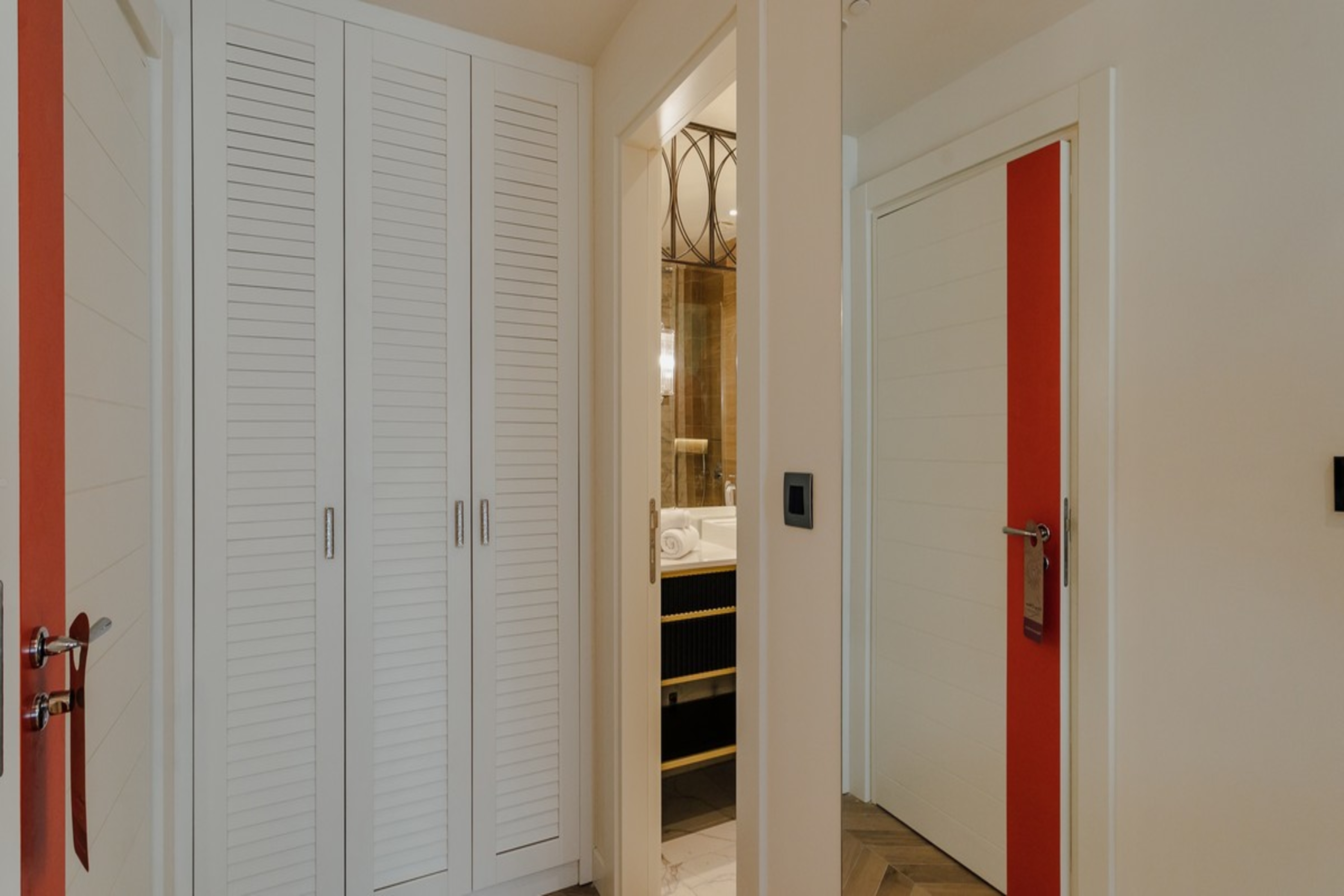 Junior Suite Side Sea View