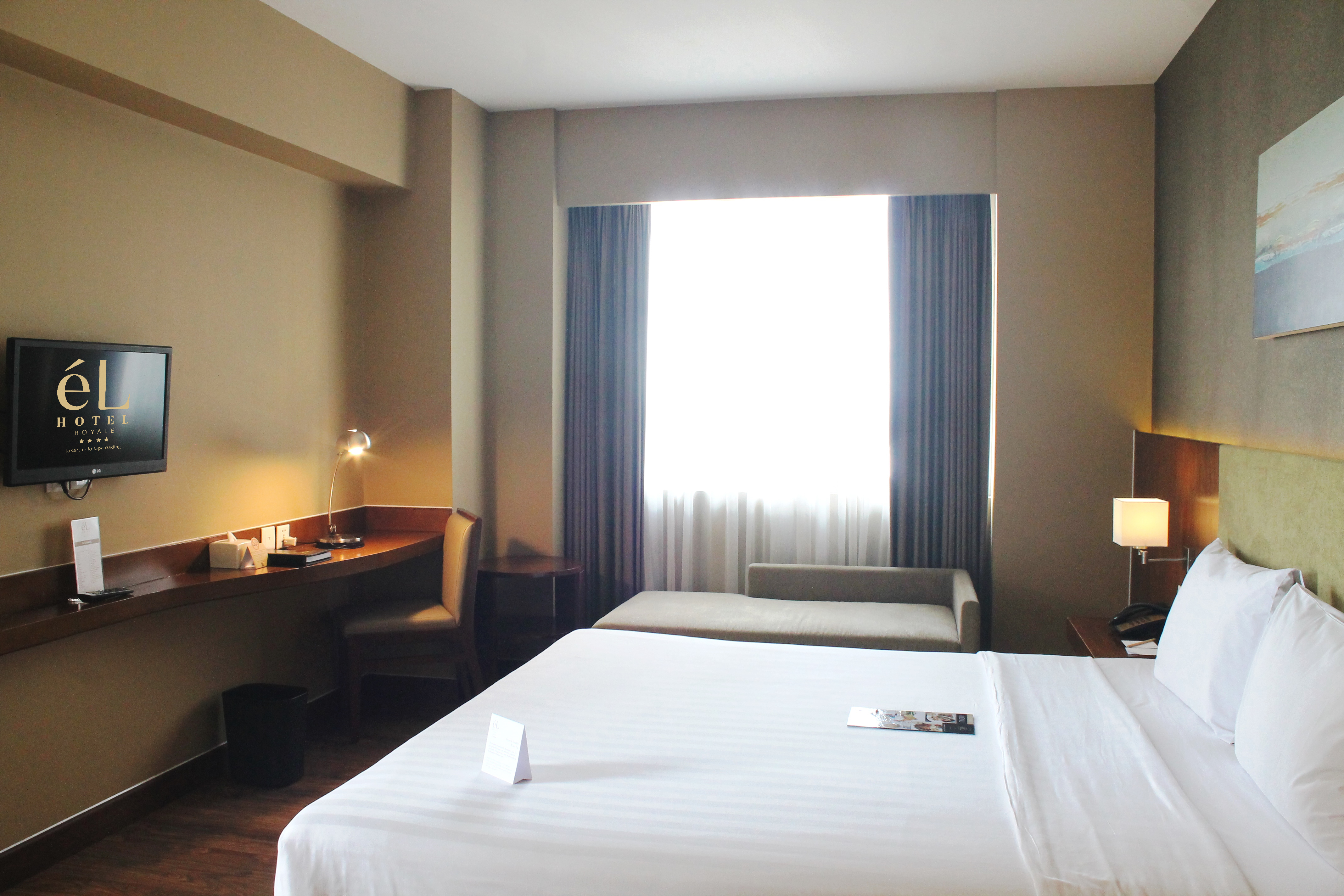 Double or Twin Deluxe