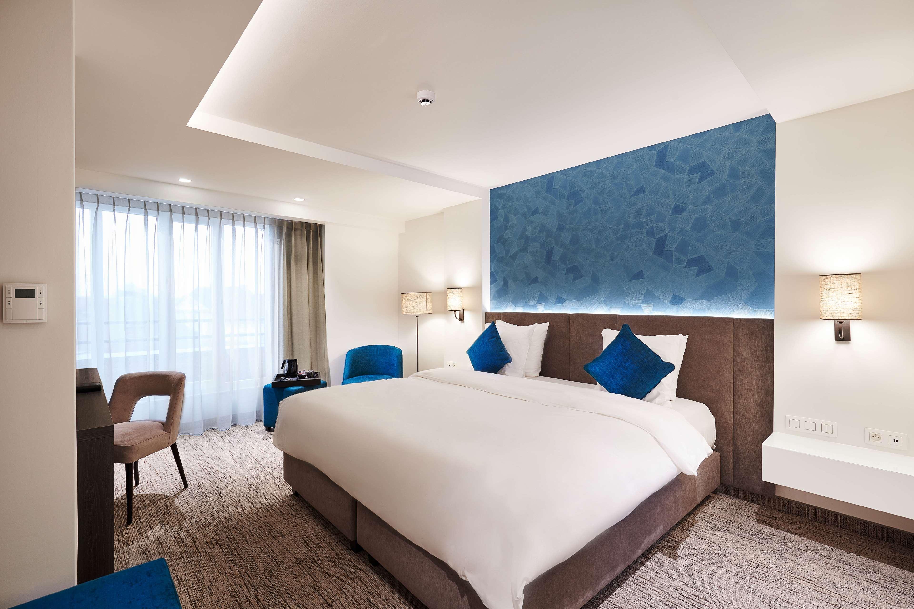 Junior Suite King Bed Non Smoking