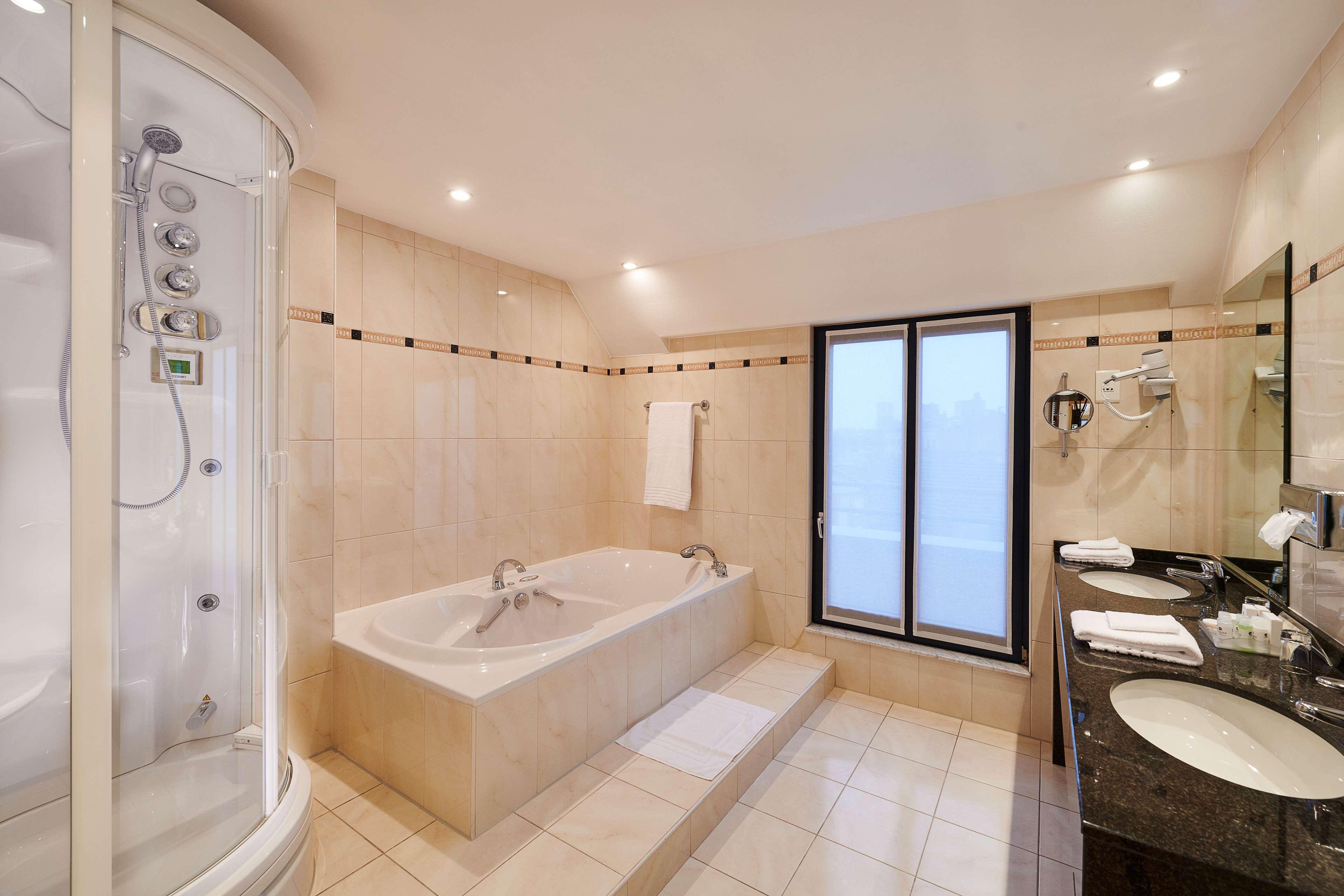 Suite King Bed Non Smoking