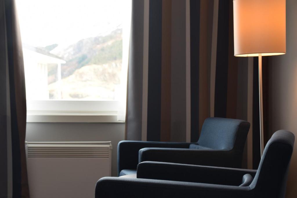 Room Queen Bed Non Smoking