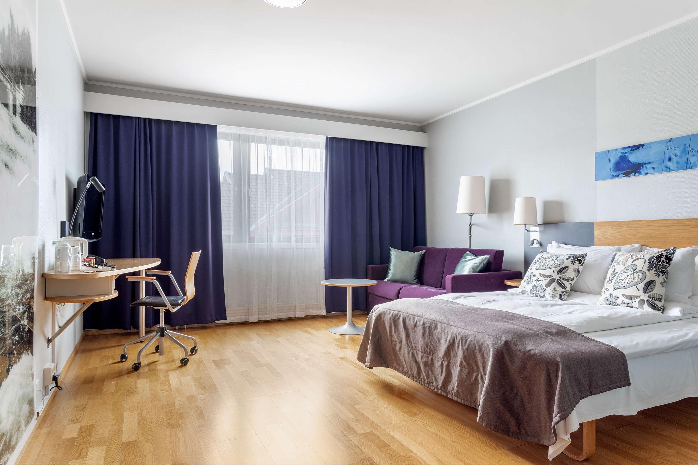 Quadruple Queen Bed Non Smoking