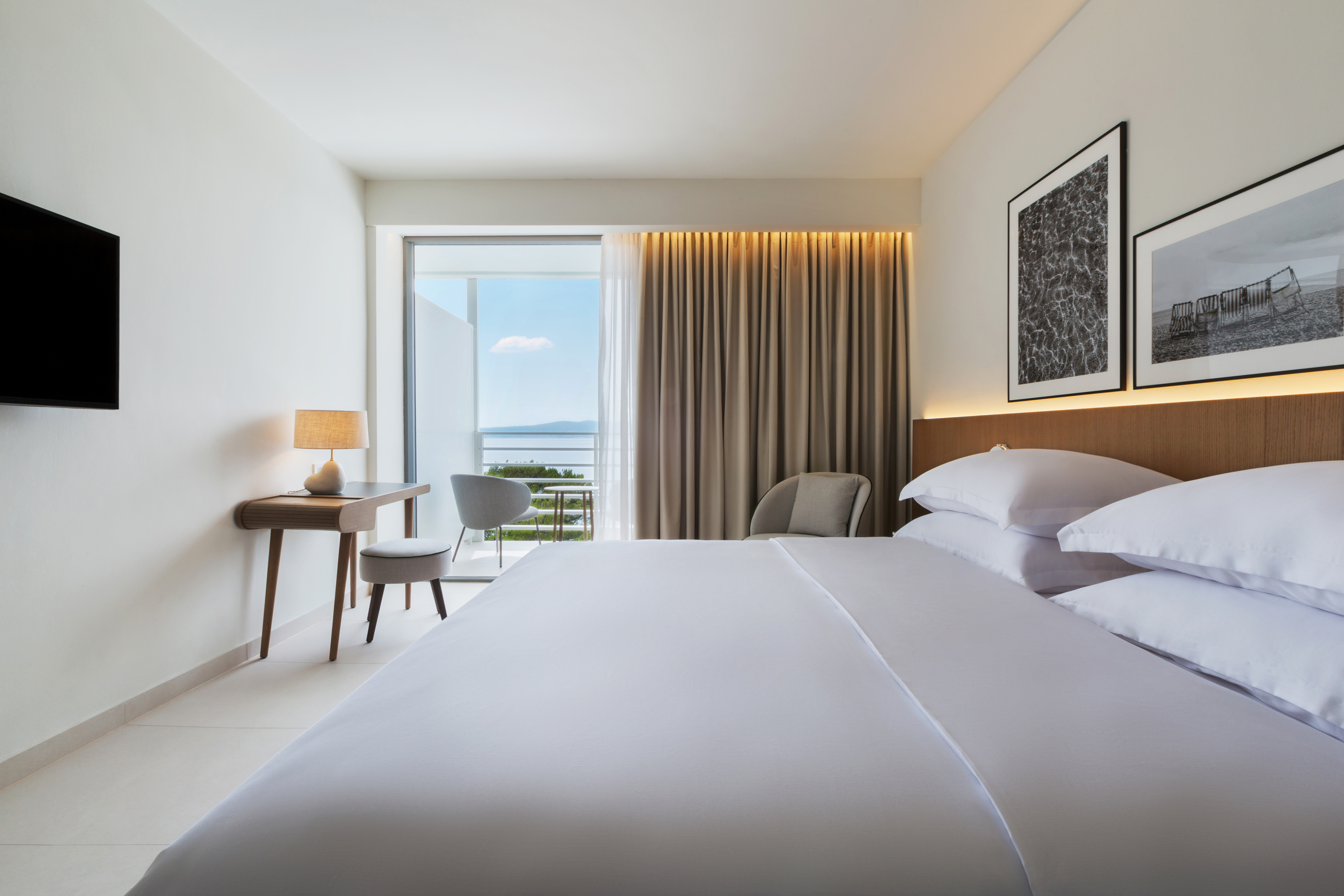 Double Single with Balcony