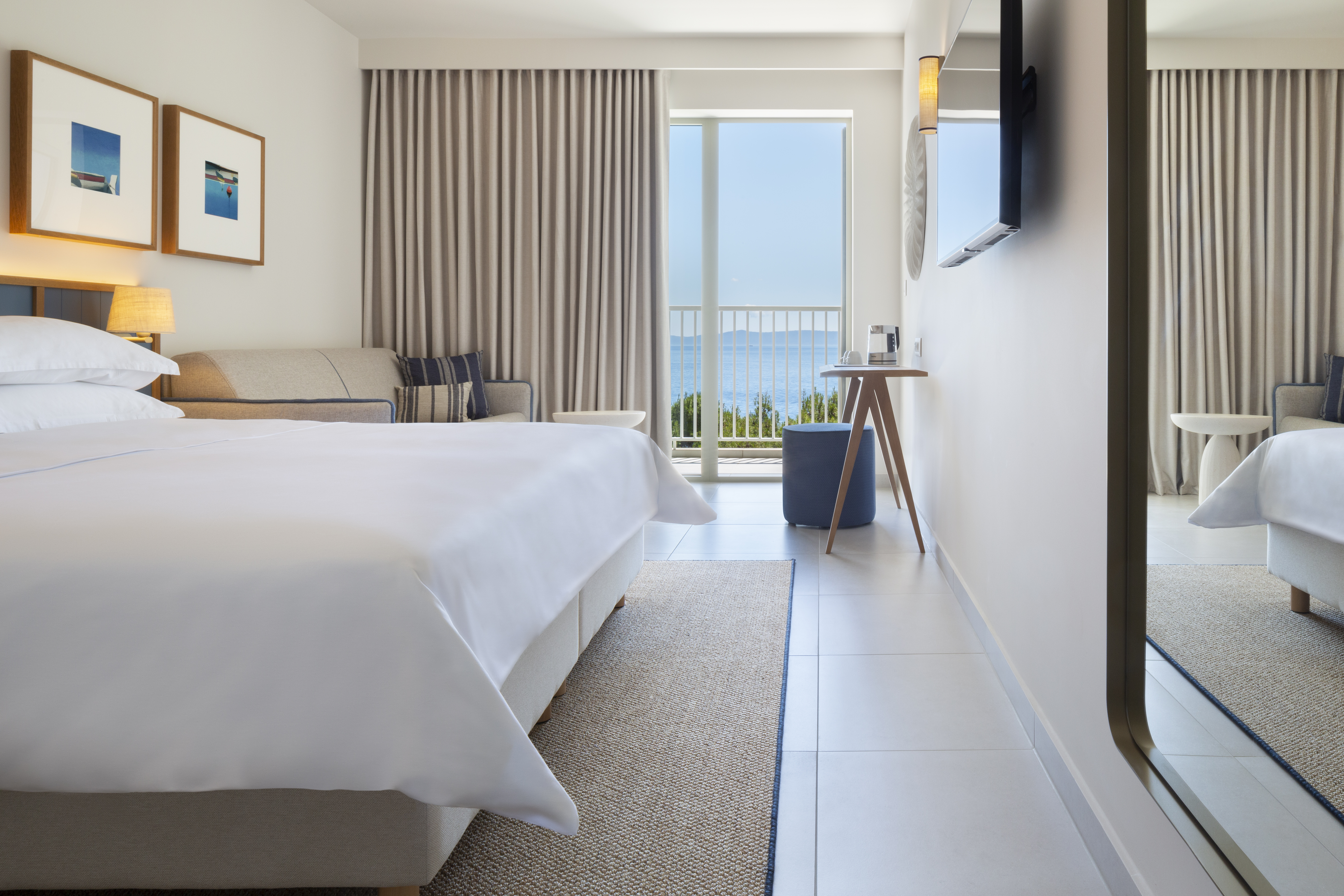 Double Superior Side Sea View