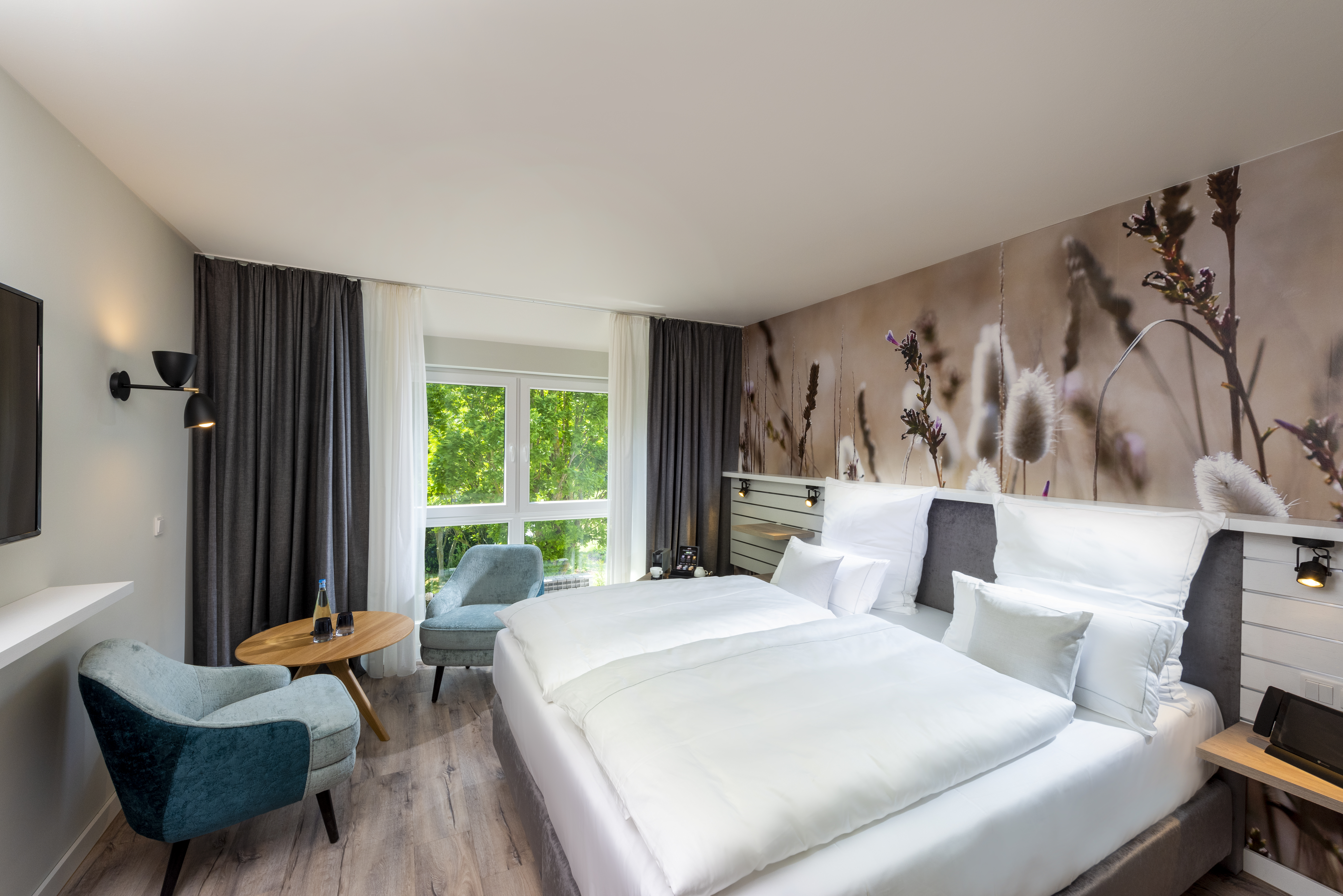 Double or Twin One Bed