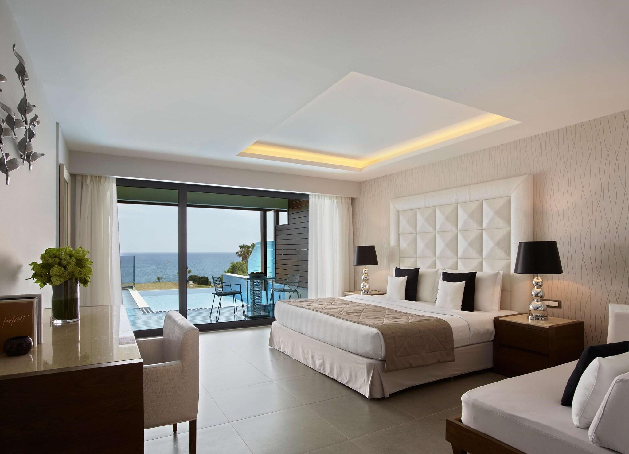 Junior Suite with Private Pool