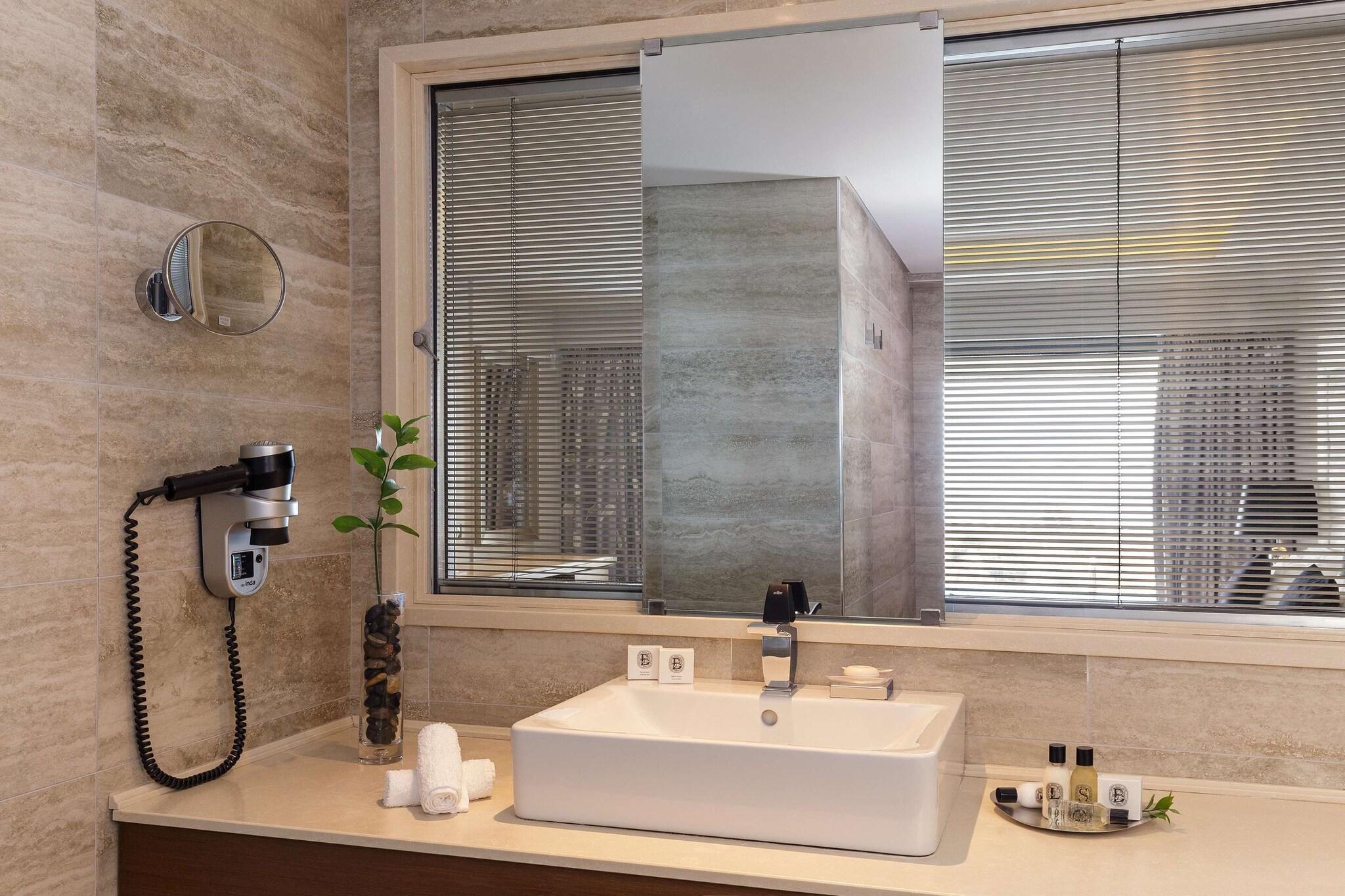 Junior Suite Superior with Private Pool