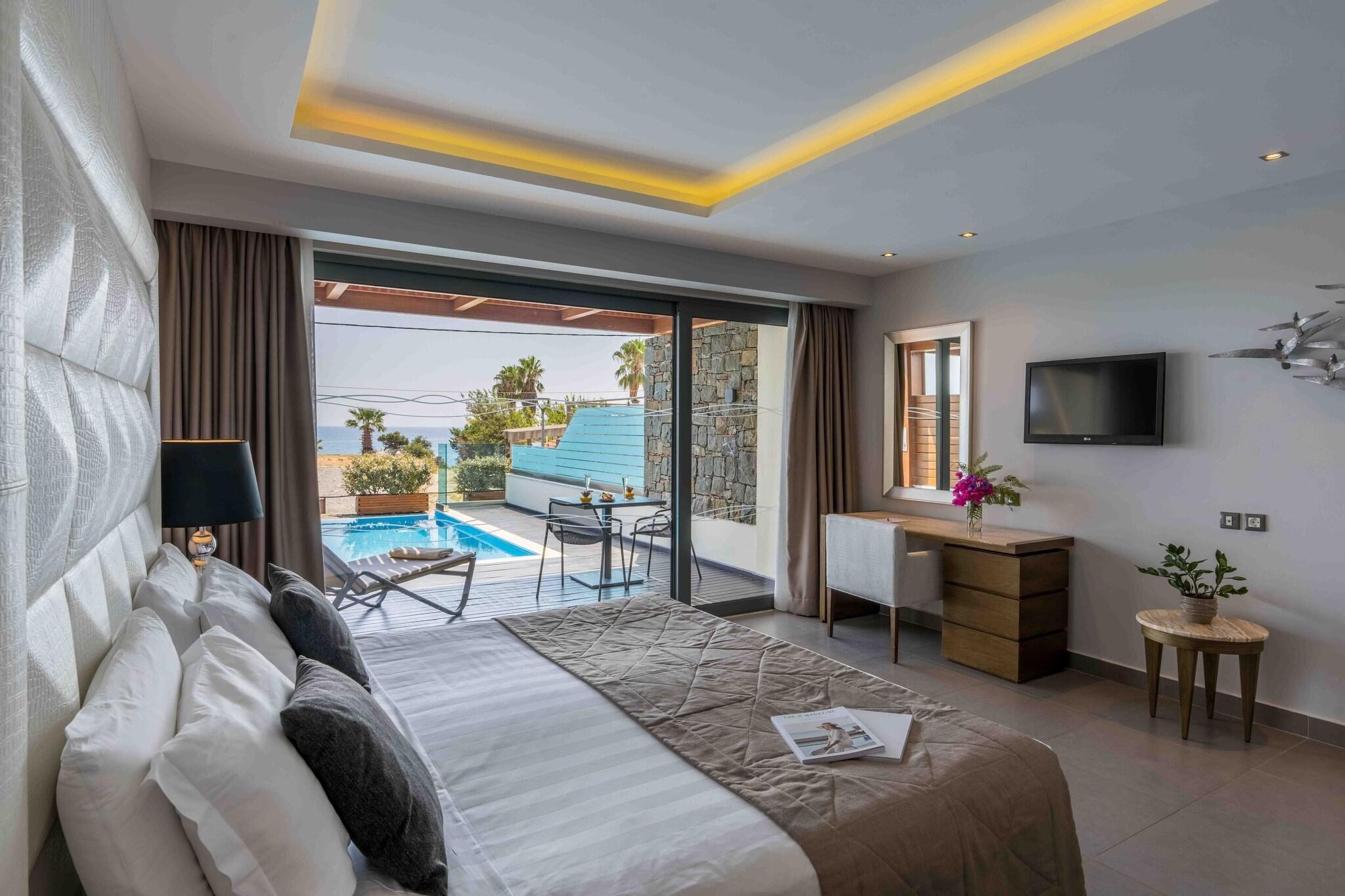 Junior Suite Superior with Private Pool