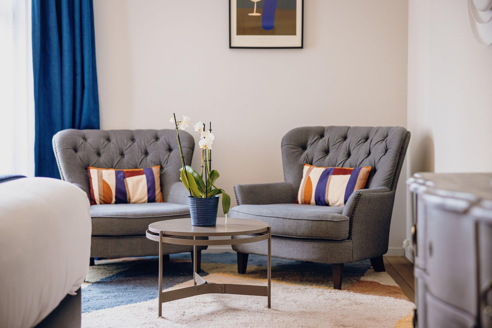 Double Deluxe King Bed