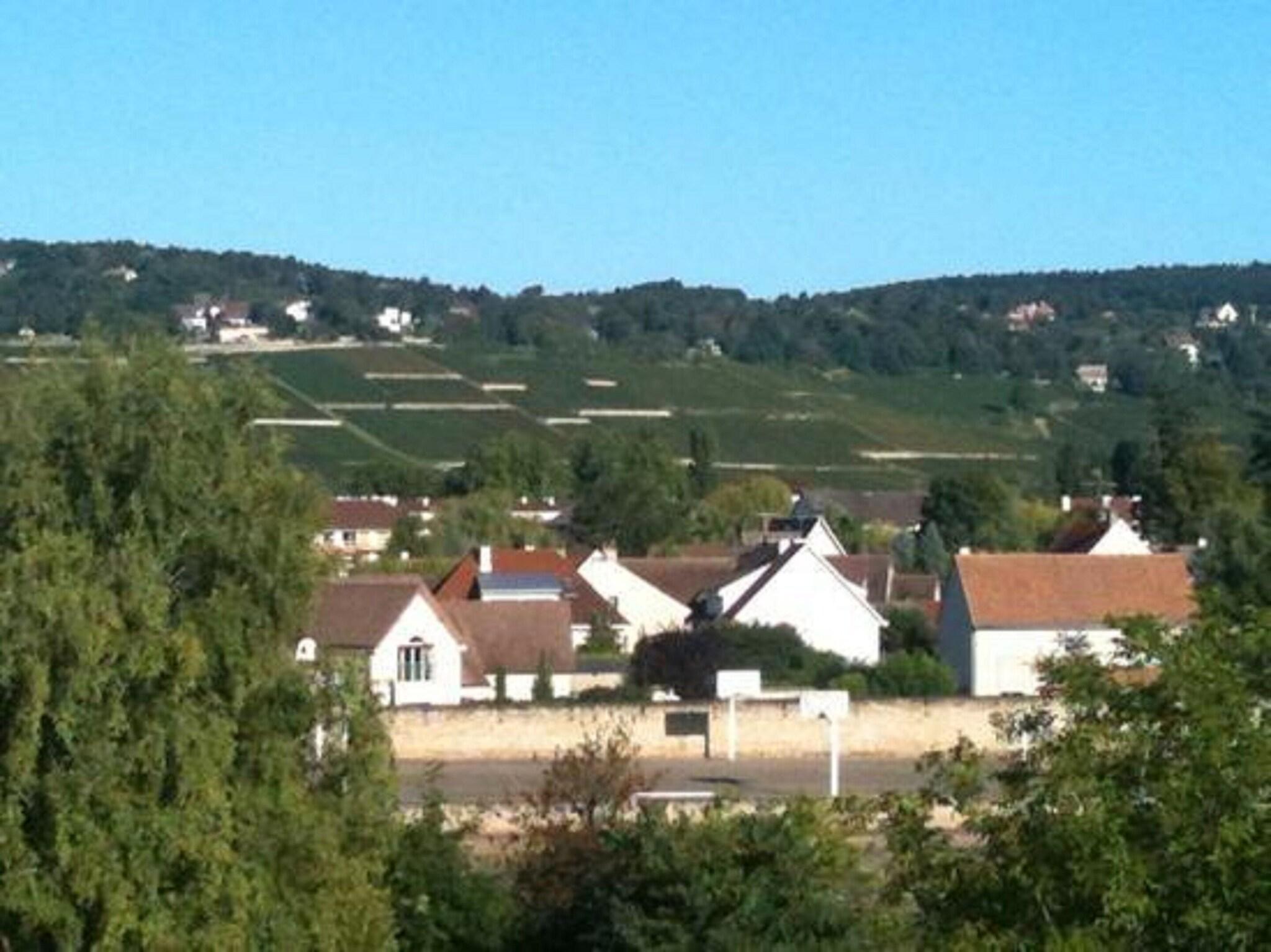 Junior Suite Queen Size Bed