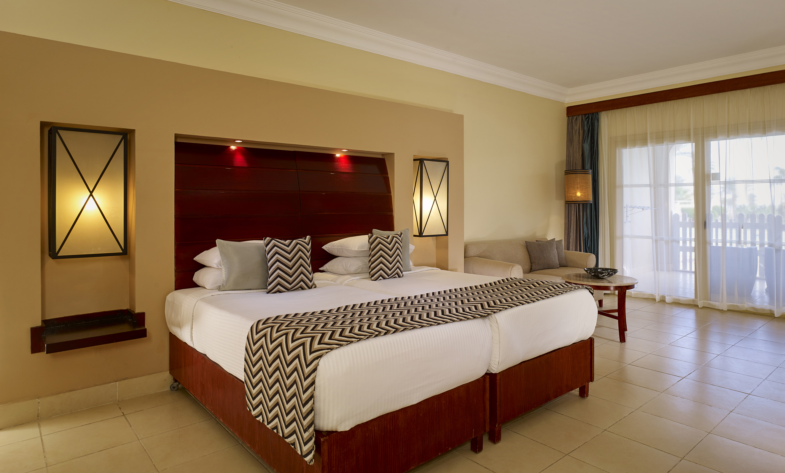 Family Room Capacity 2