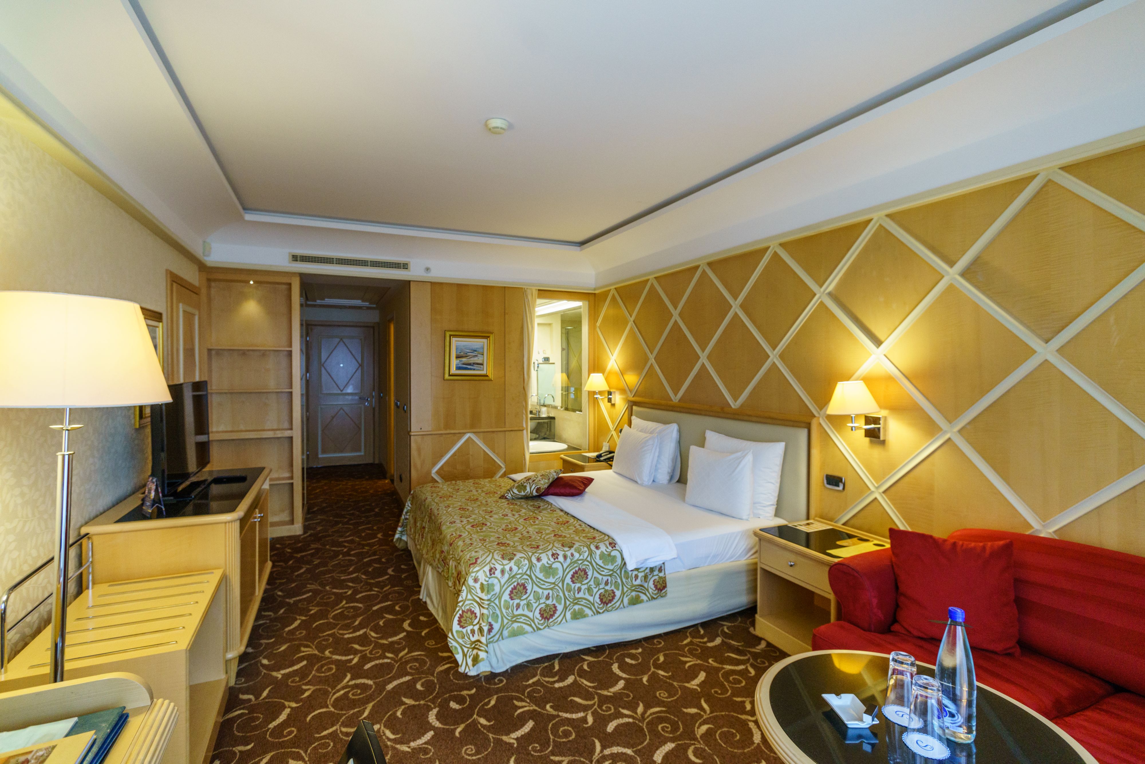 Double or Twin Superior