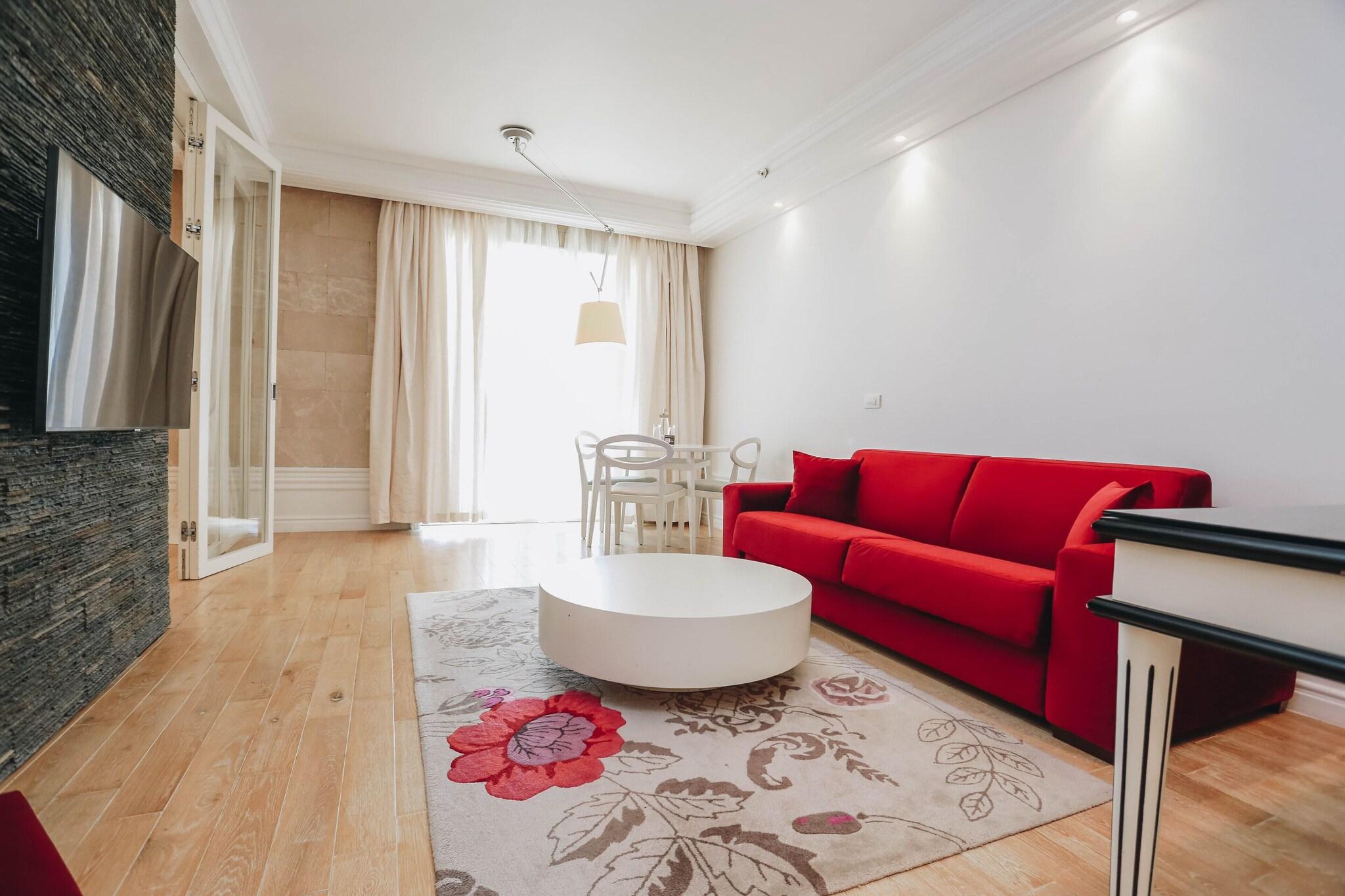 Studio King Size Bed