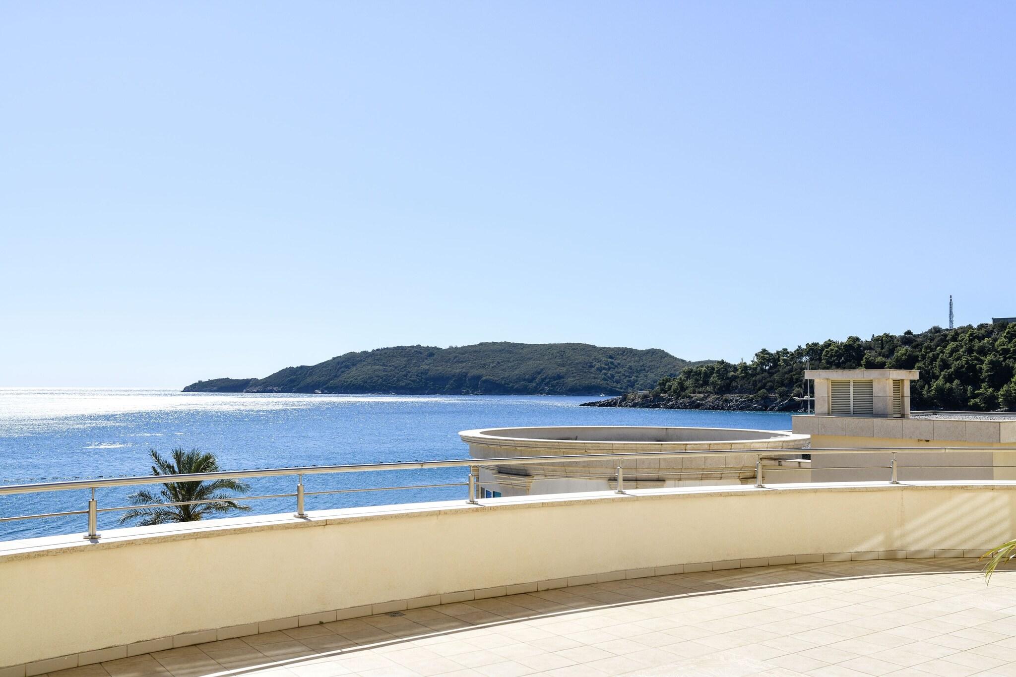 Suite Deluxe Queen Bed