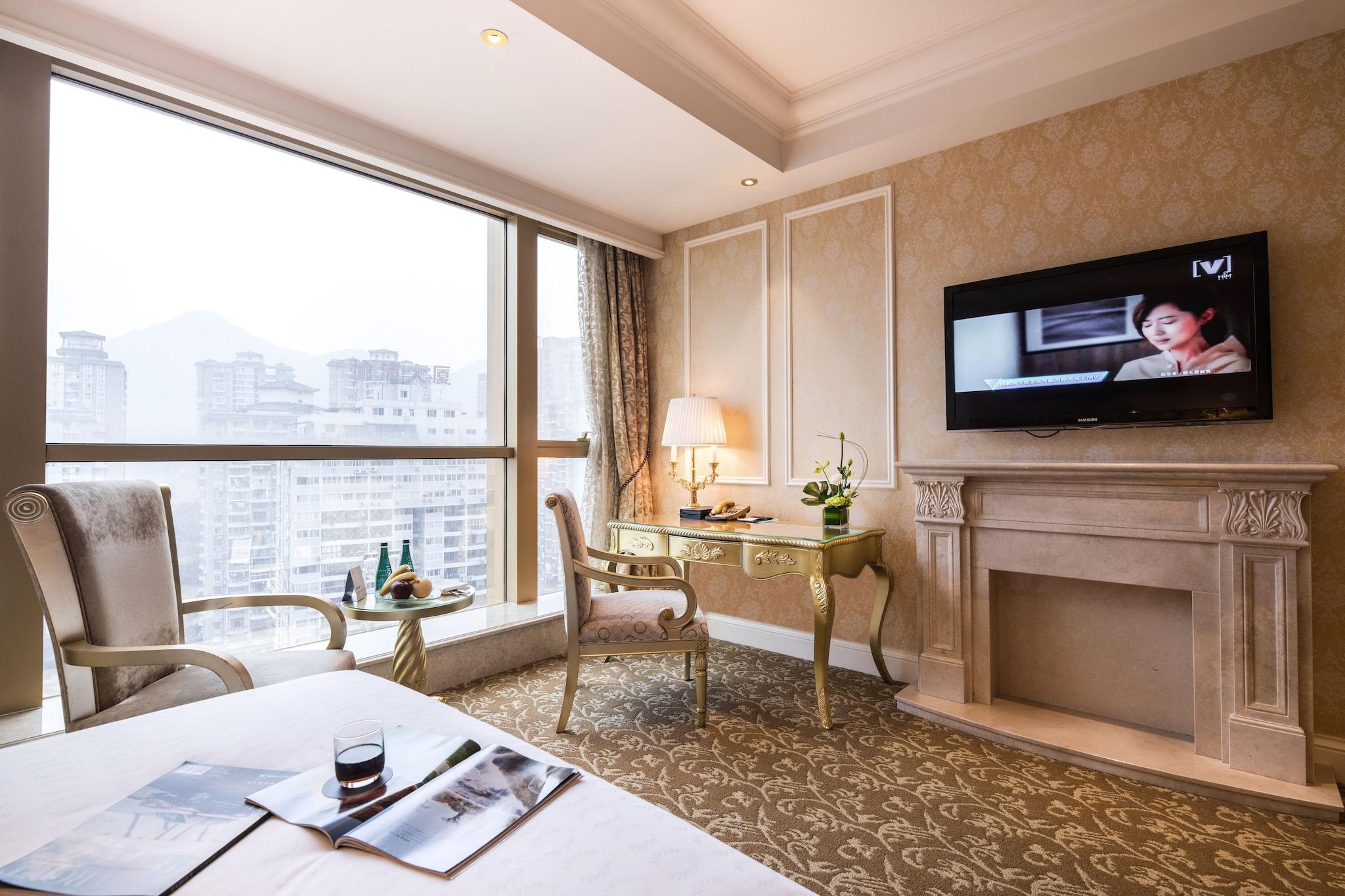 Quadruple Club City View