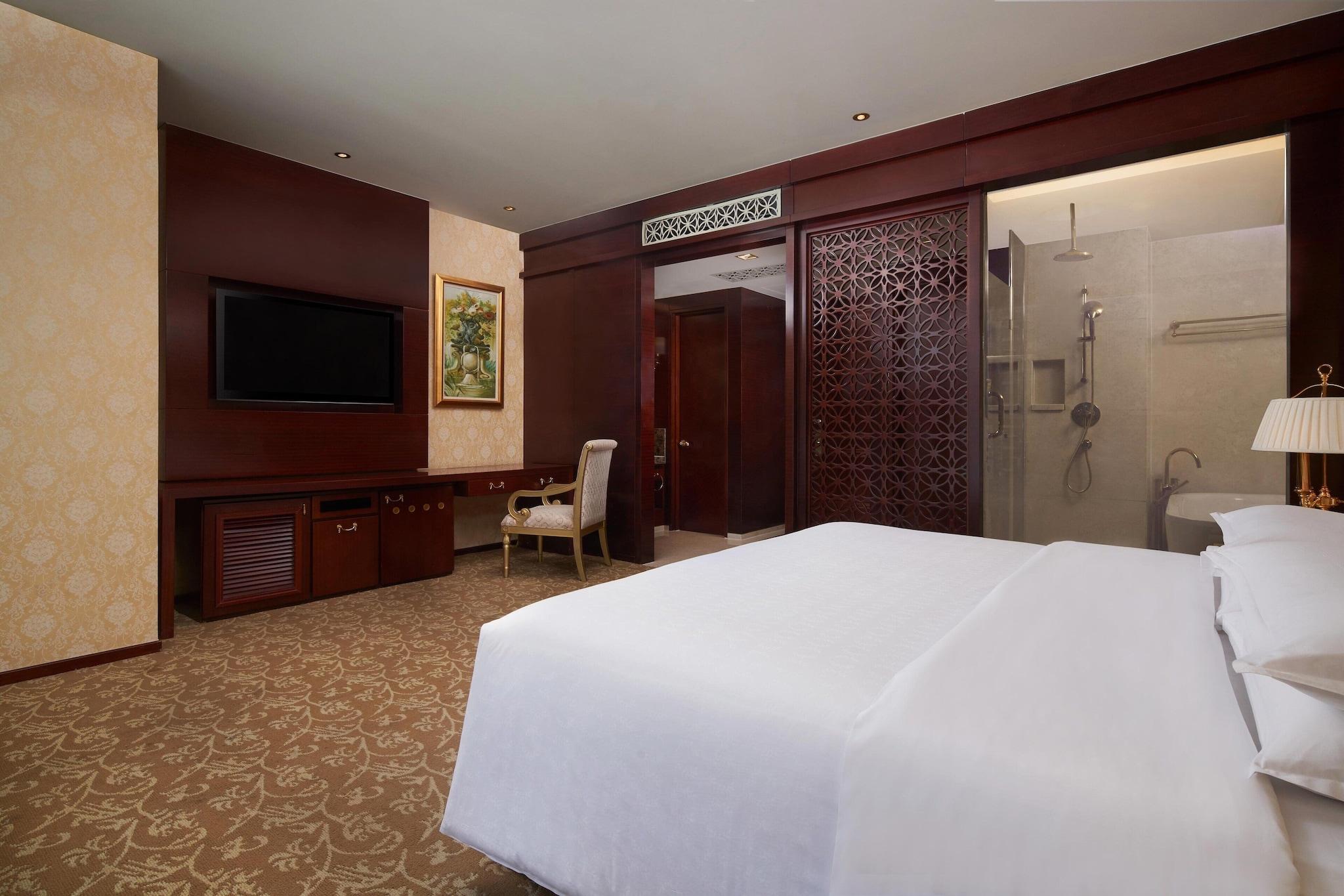 Double King Size Bed