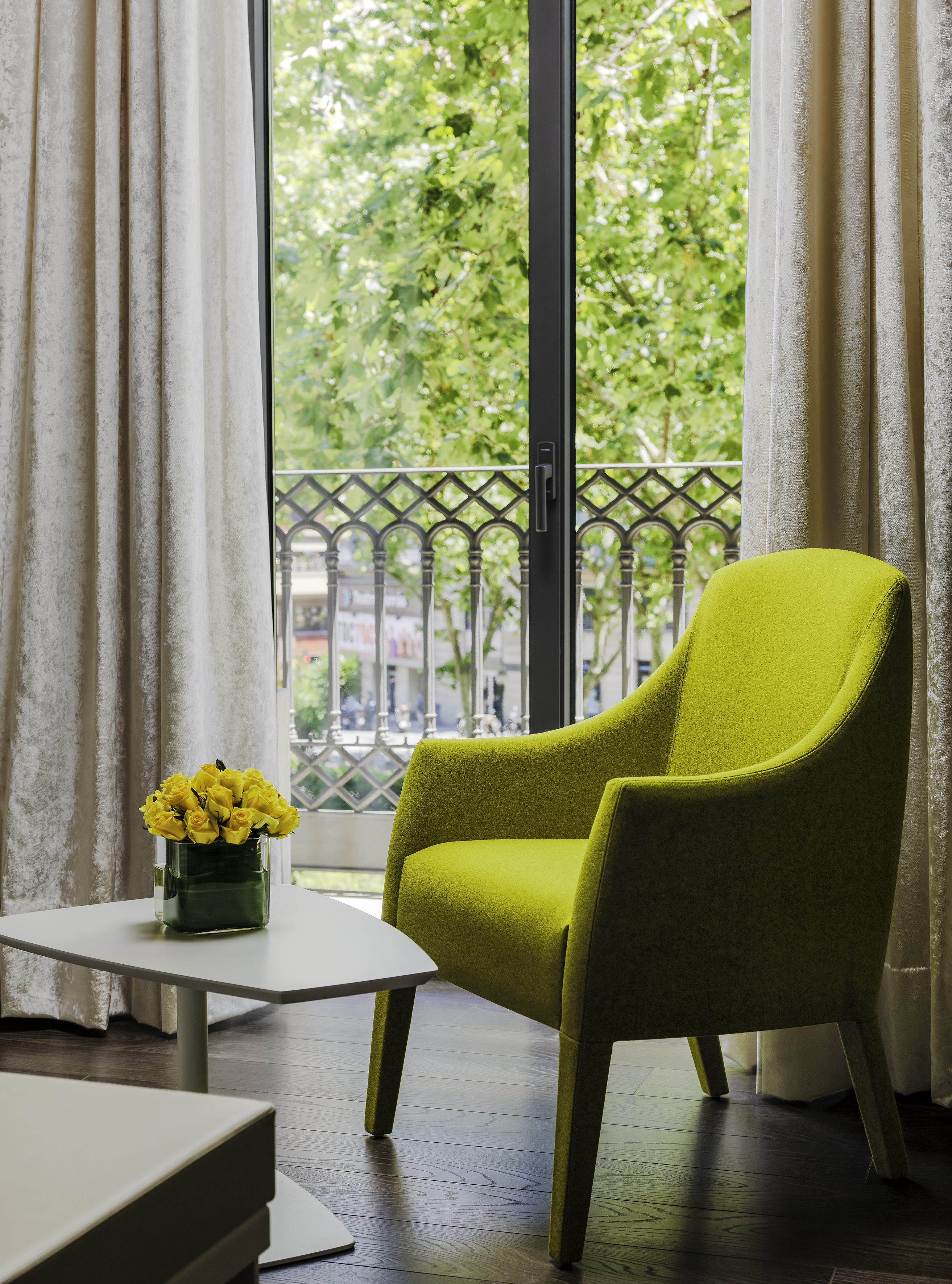 Double Single with Views