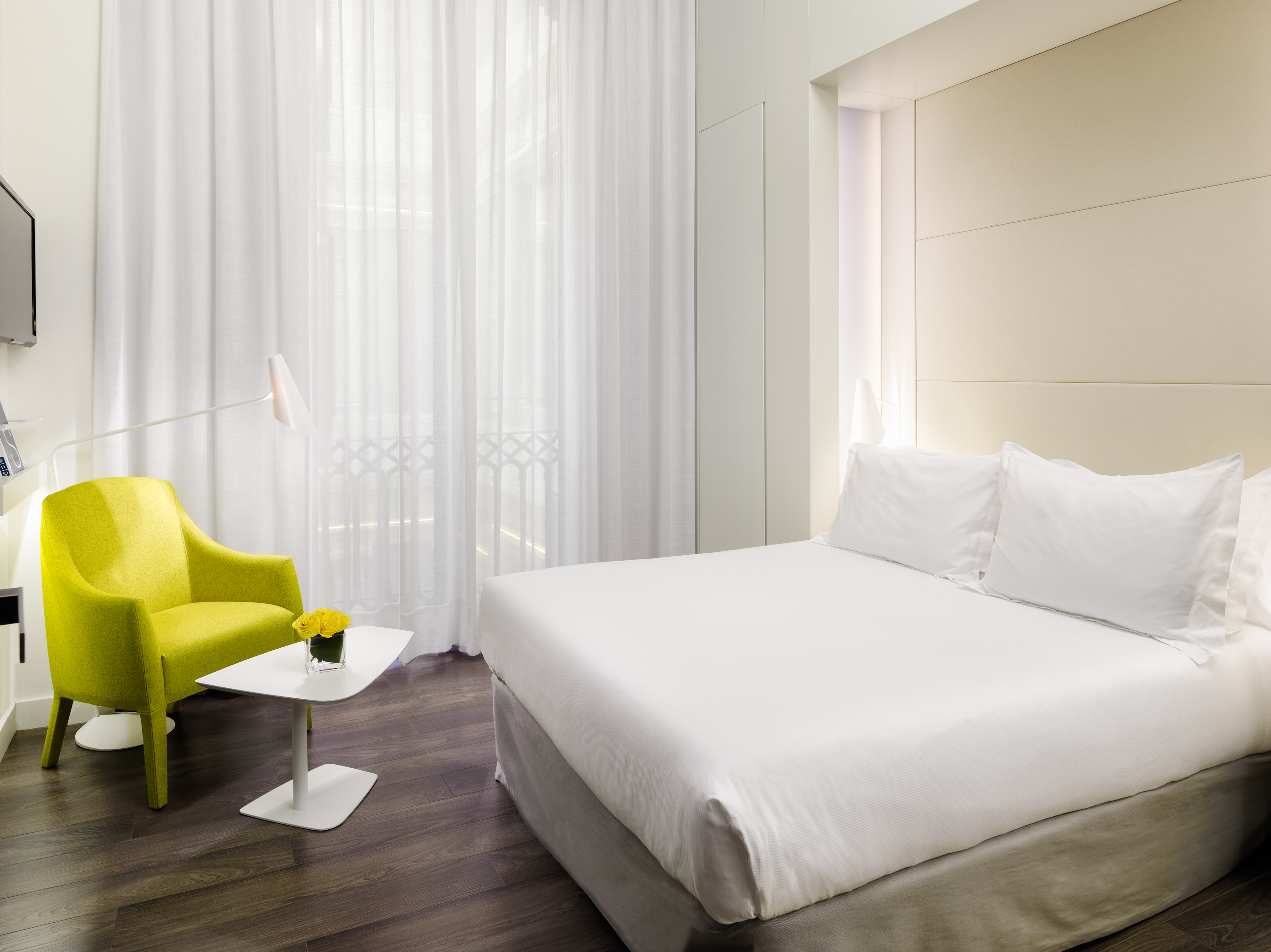 Double Single with Views