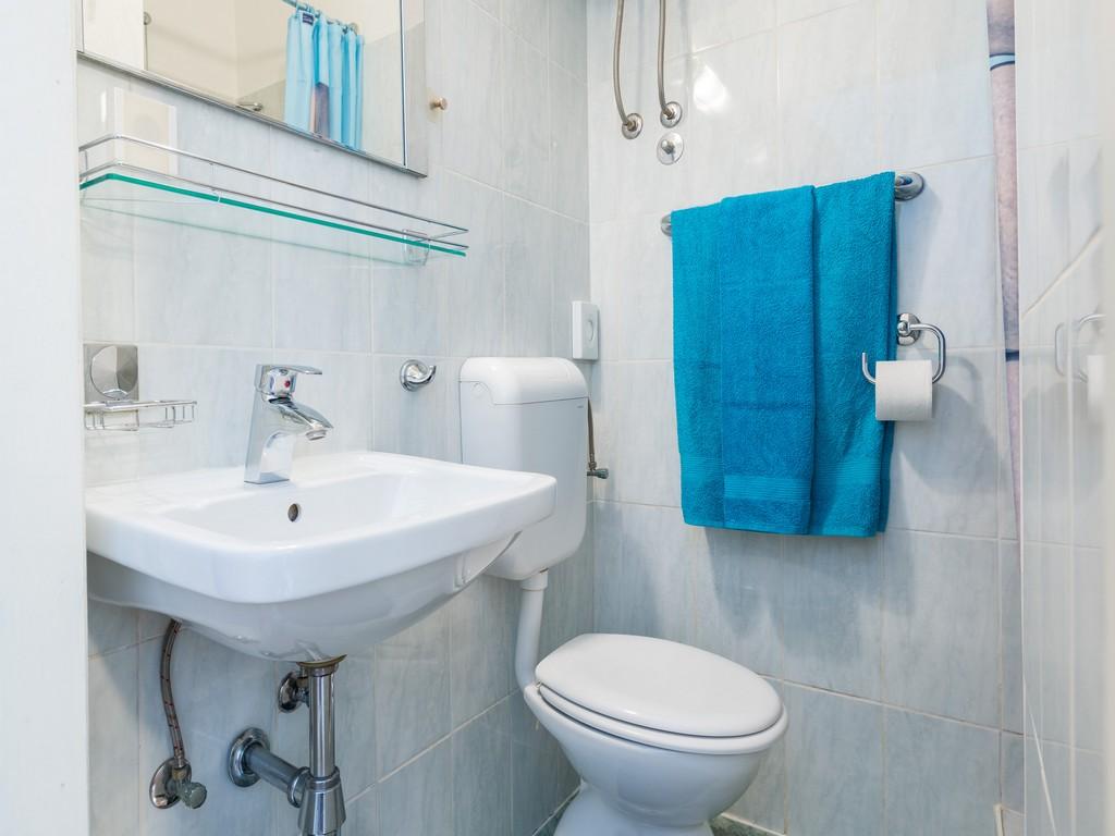 Apartment Capacity 4