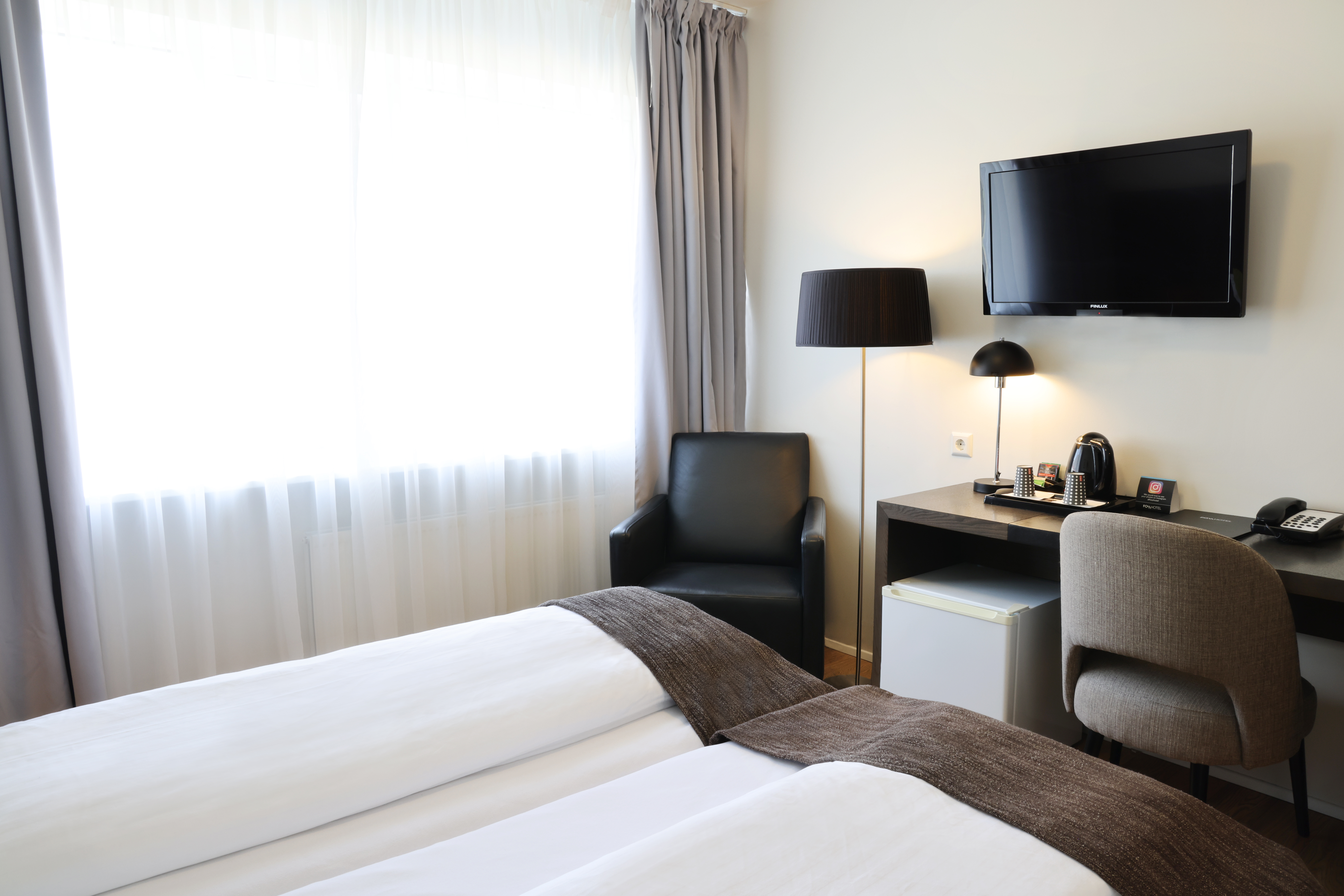 Double or Twin Standard