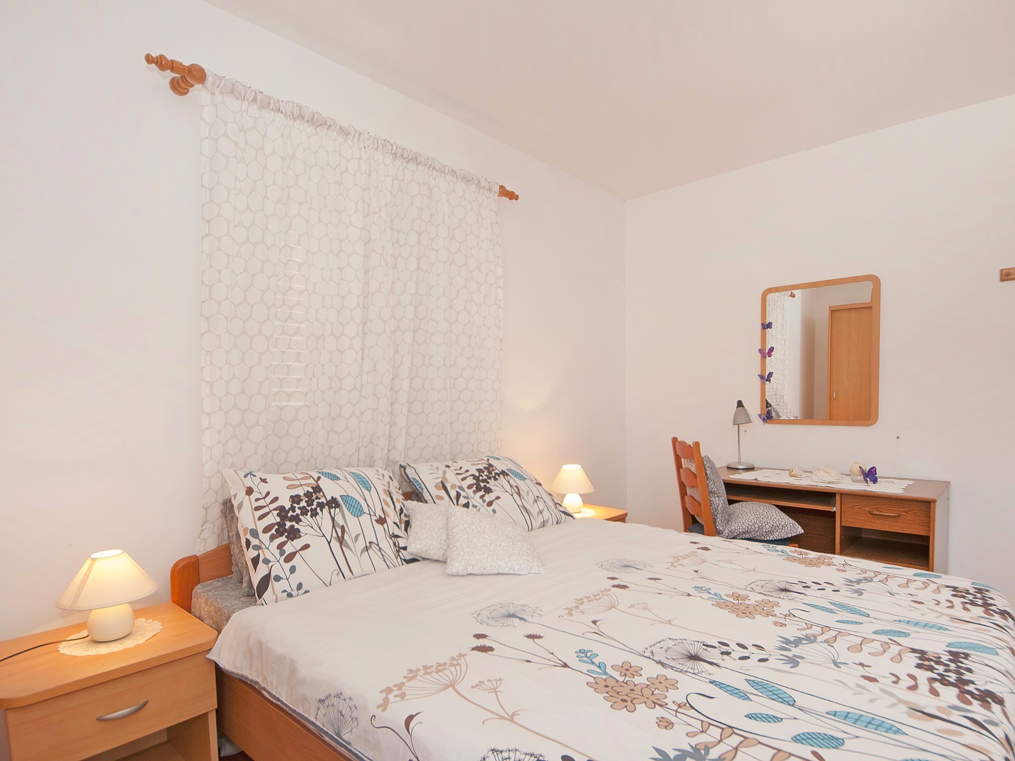 Apartment Capacity 6