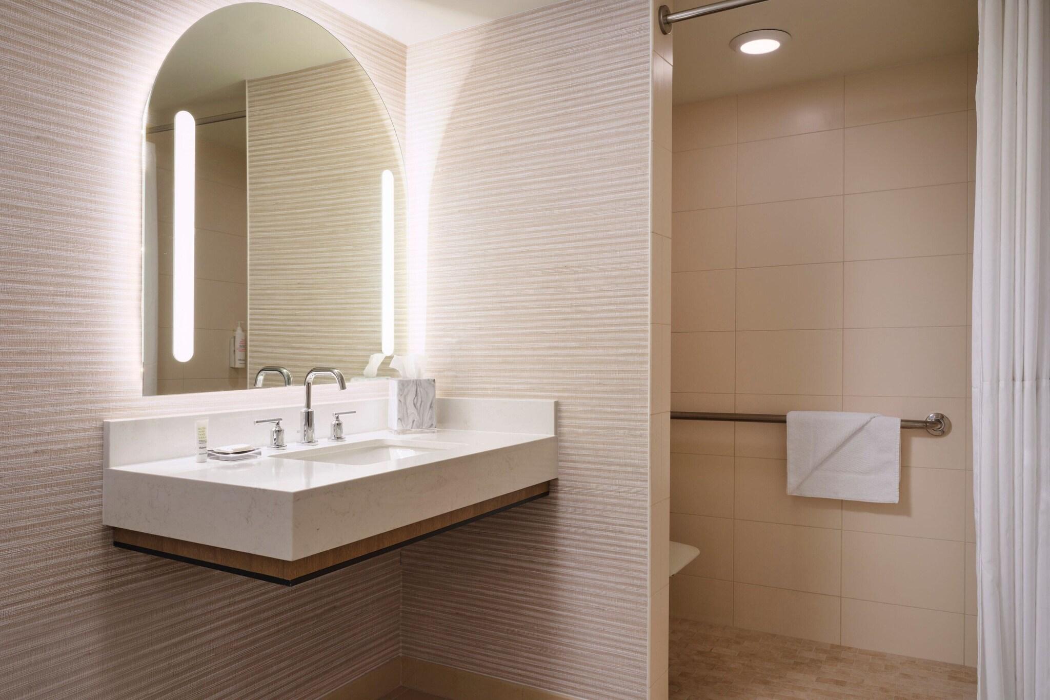 Room Accesible Deluxe 