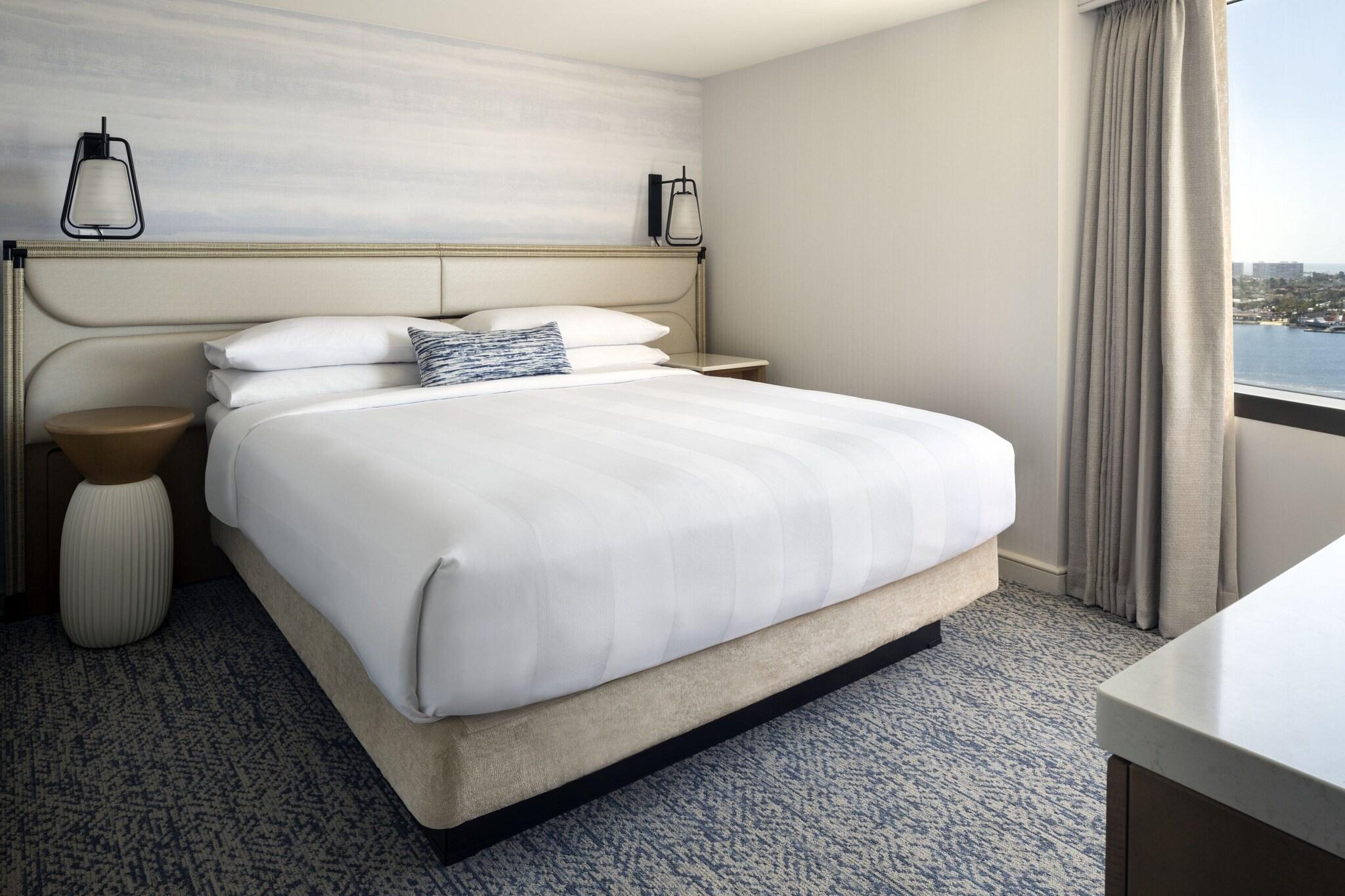 Suite Deluxe King Bed