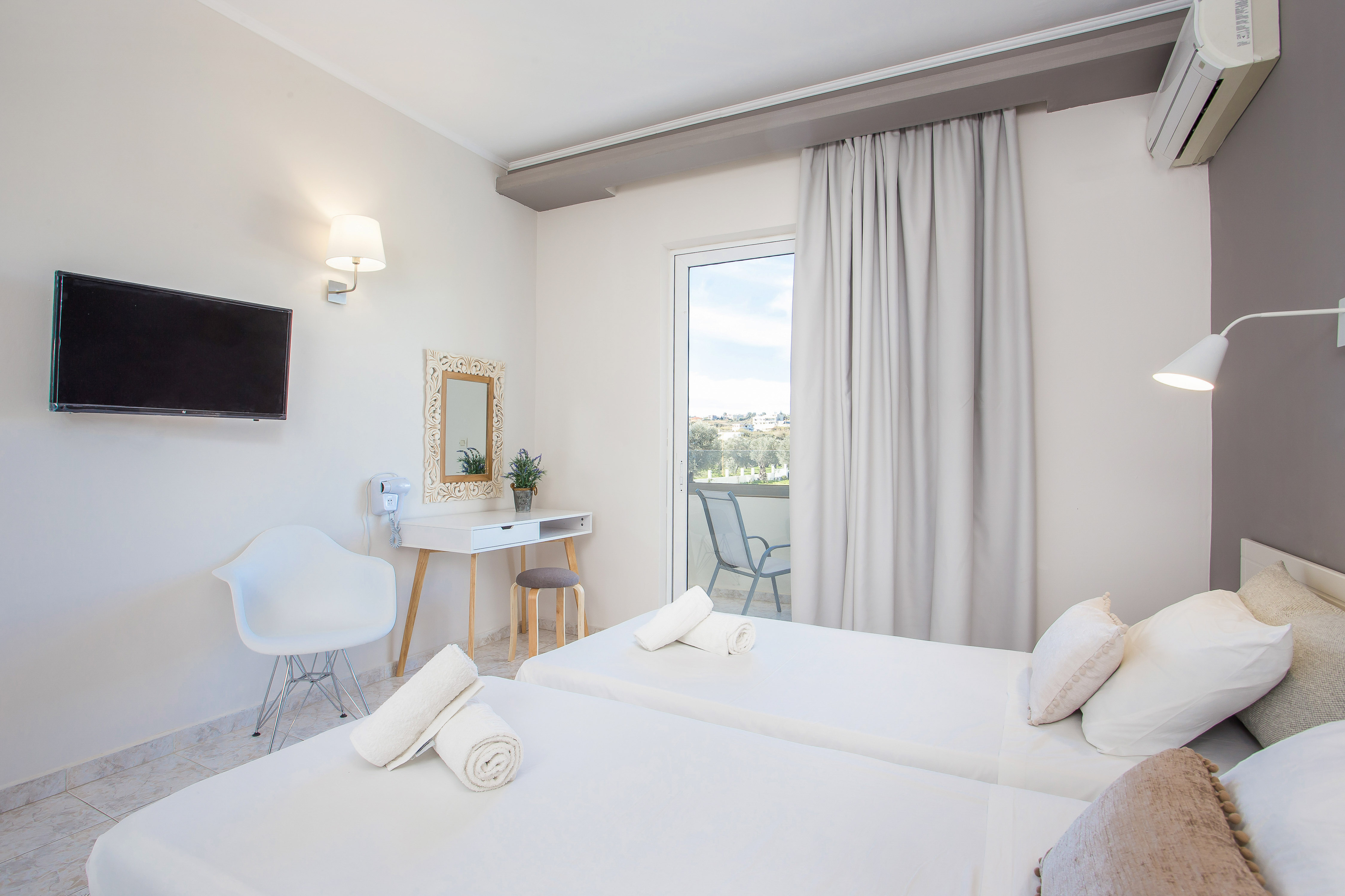 Double or Twin Standard