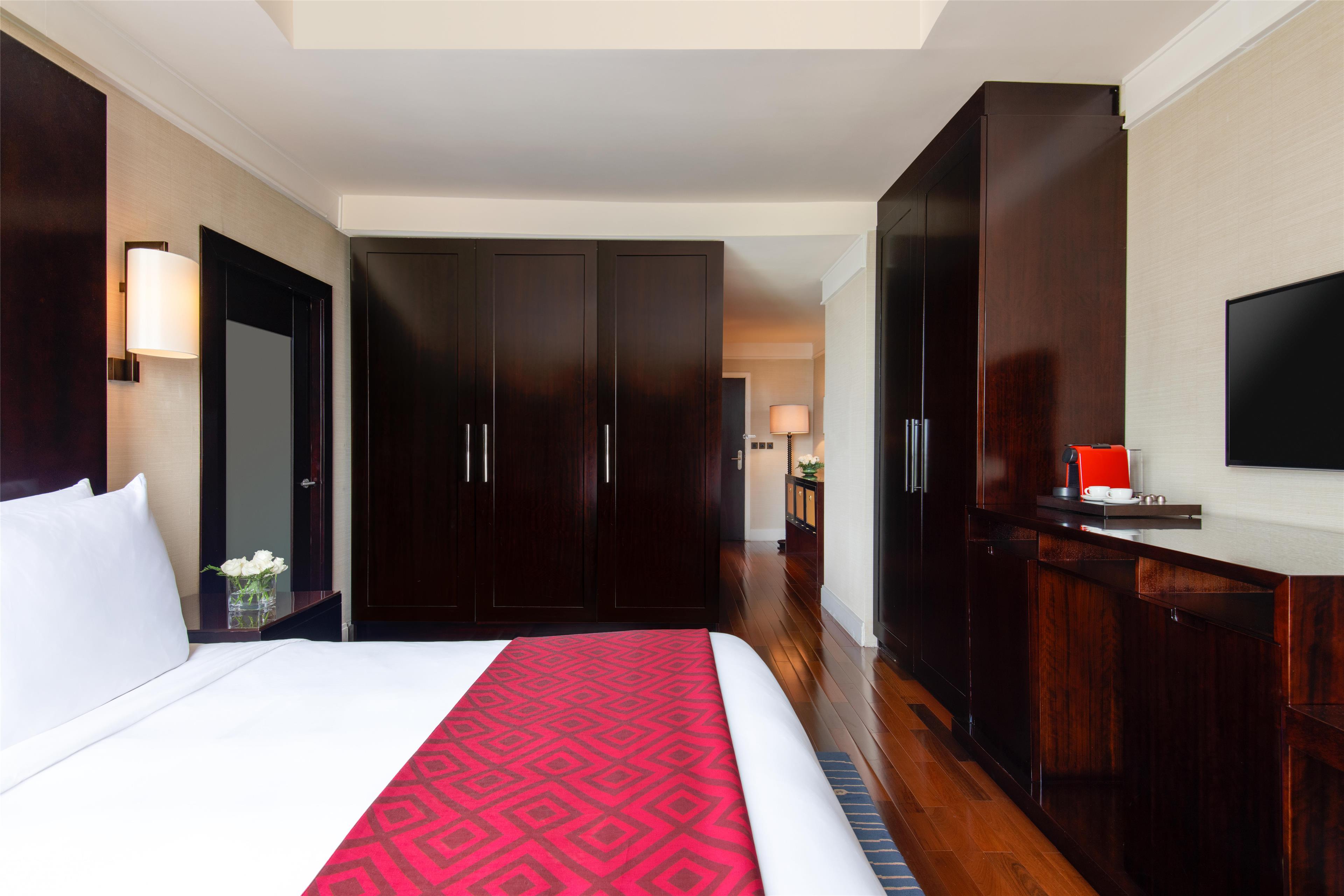 Junior Suite City View