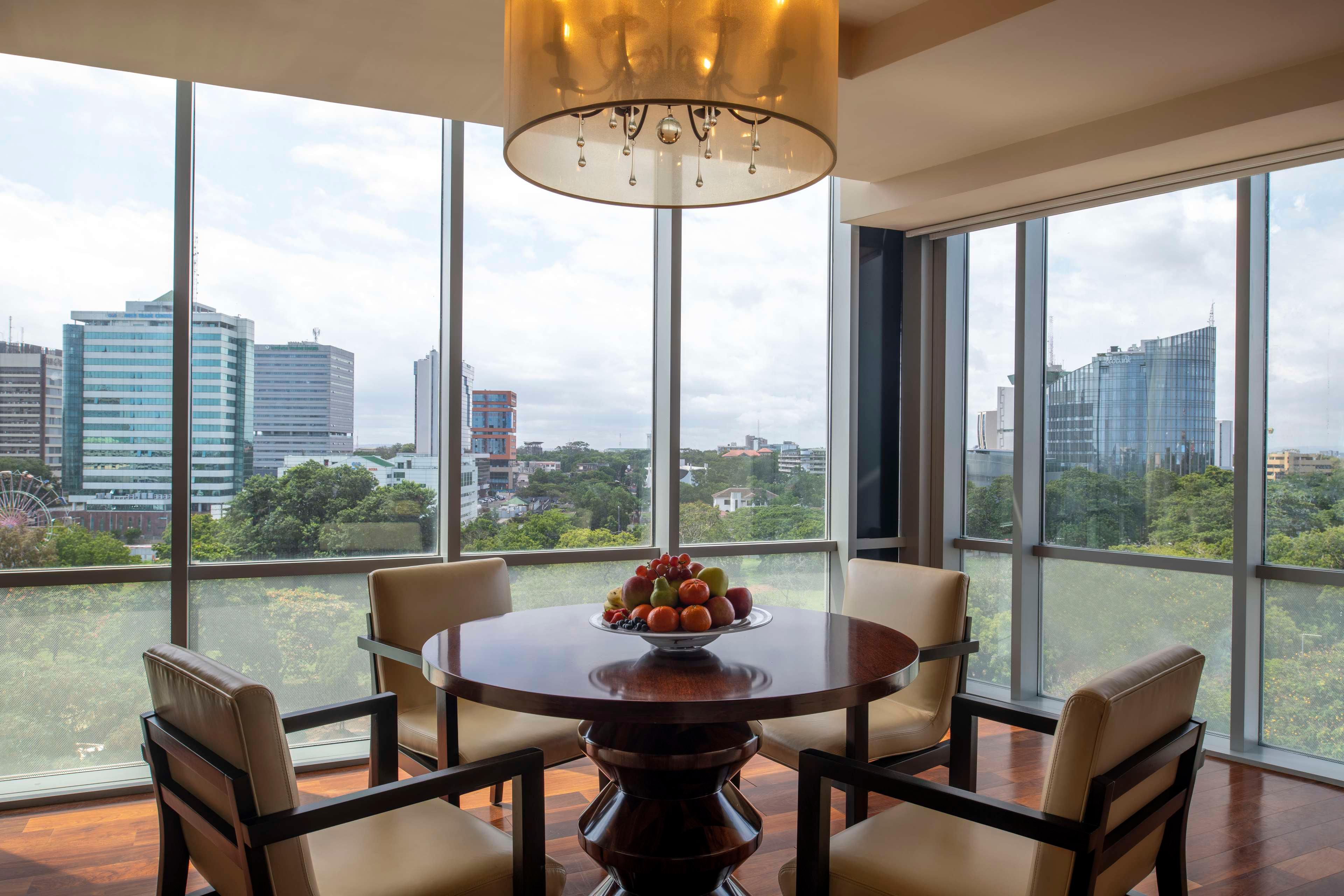 Suite Executive City View