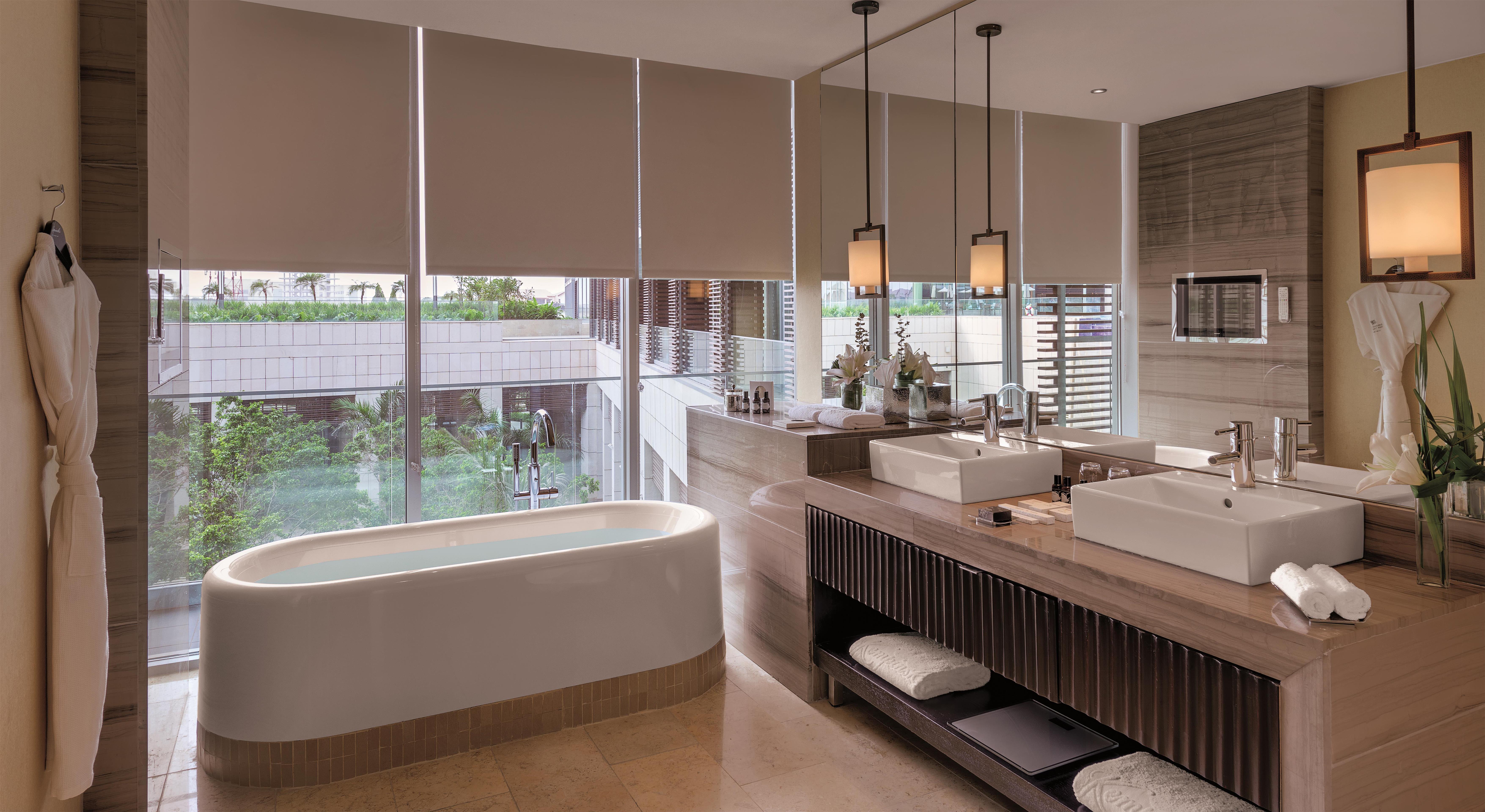 Suite Executive King Bed