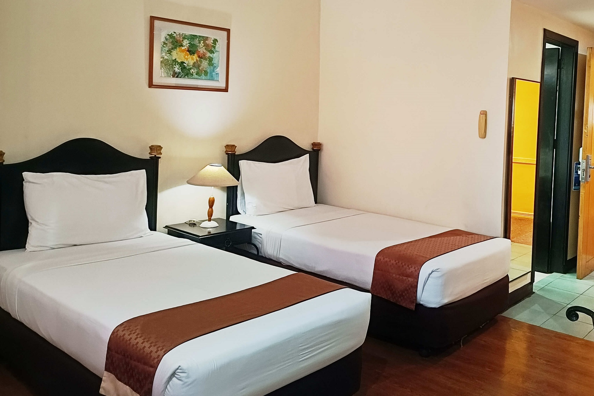 Double or Twin Deluxe