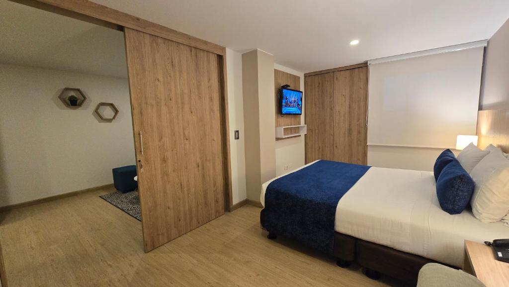 Double King Size Bed