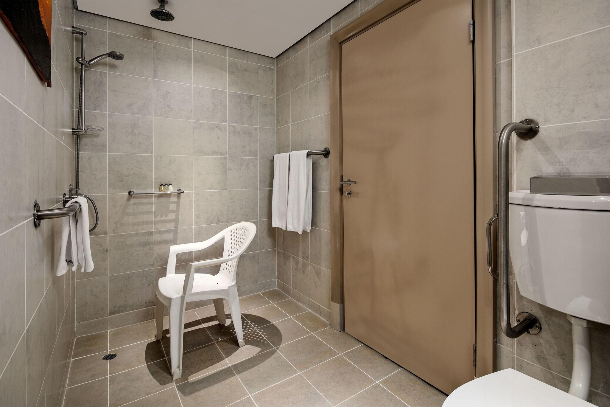 Double Executive King Bed