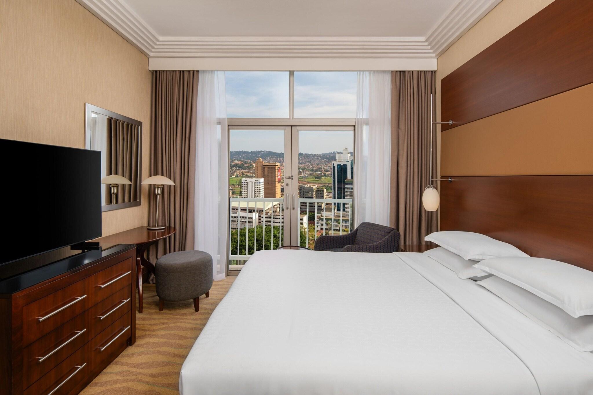 Junior Suite King Bed One Bedroom 