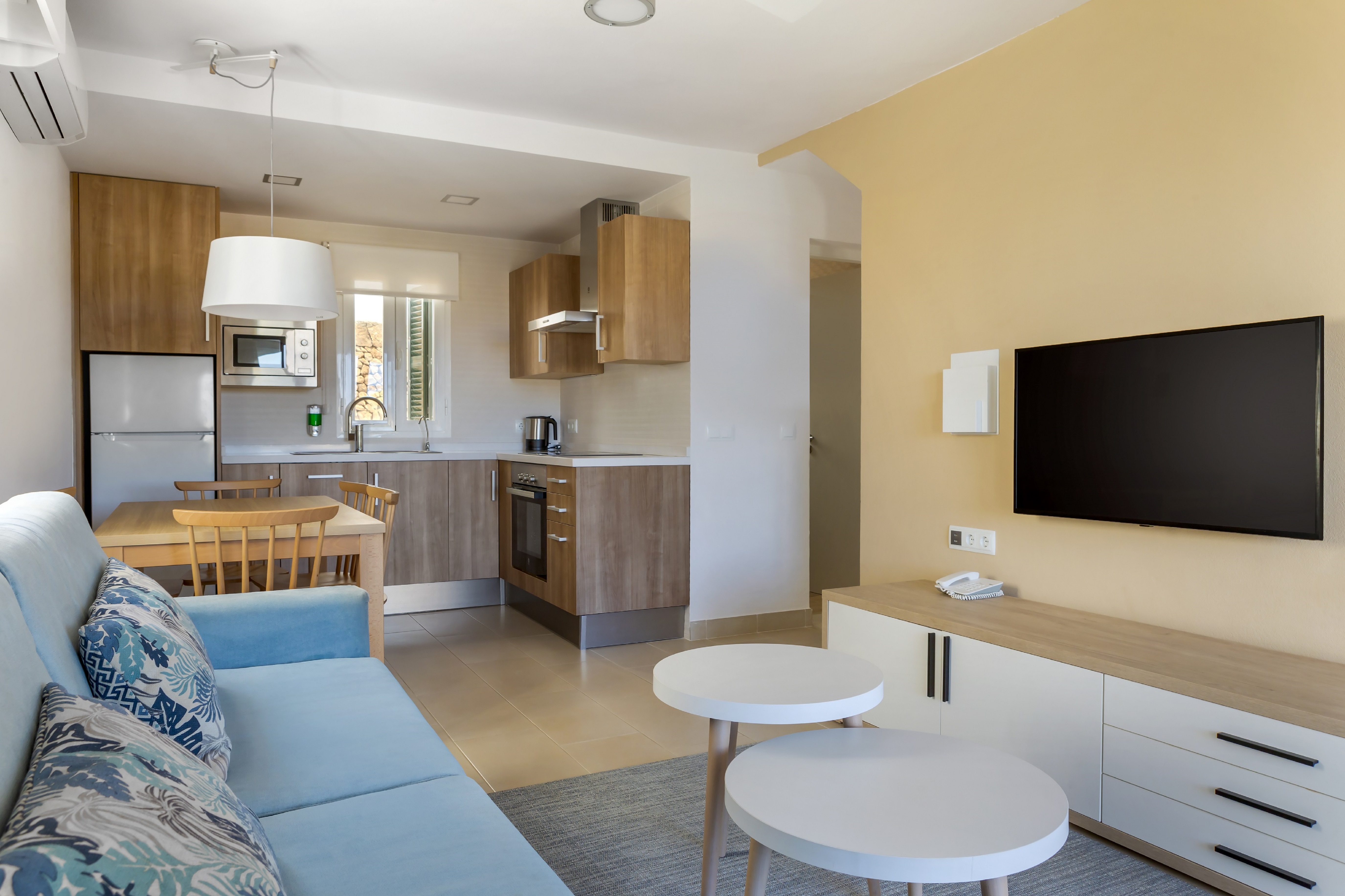 Apartment Capacity 6 Two Bedrooms