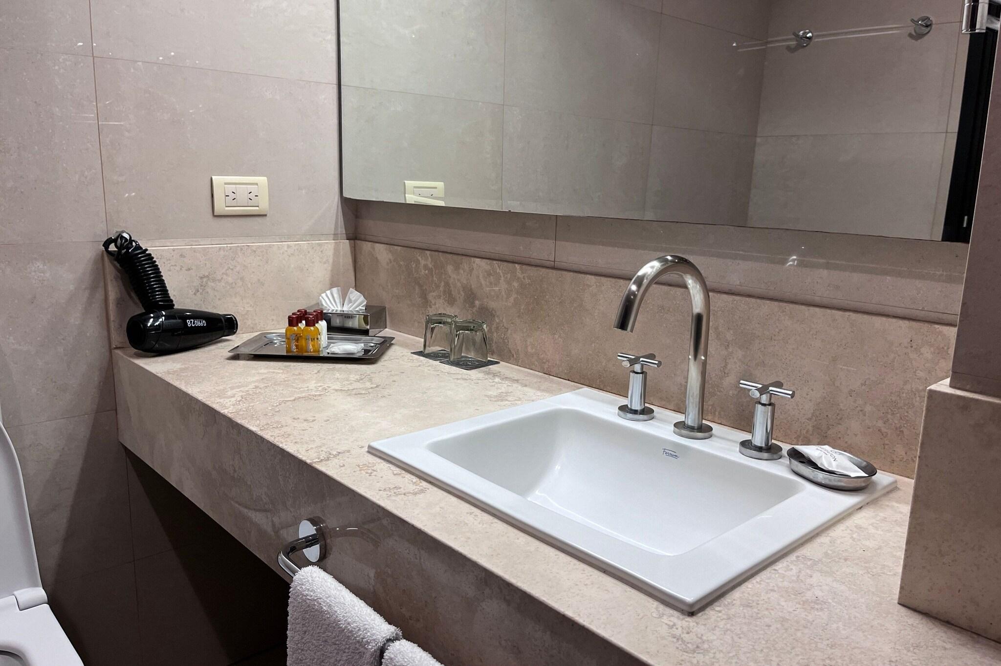 Double Club King Bed