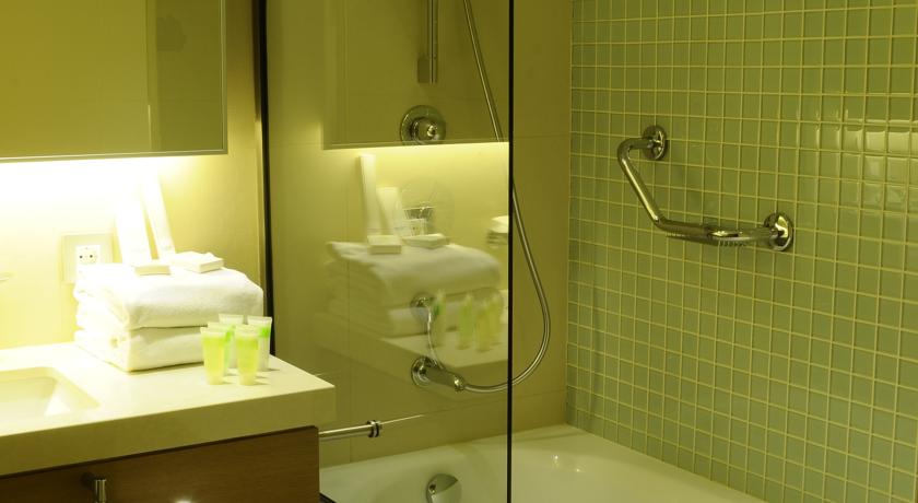 Double or Twin Deluxe