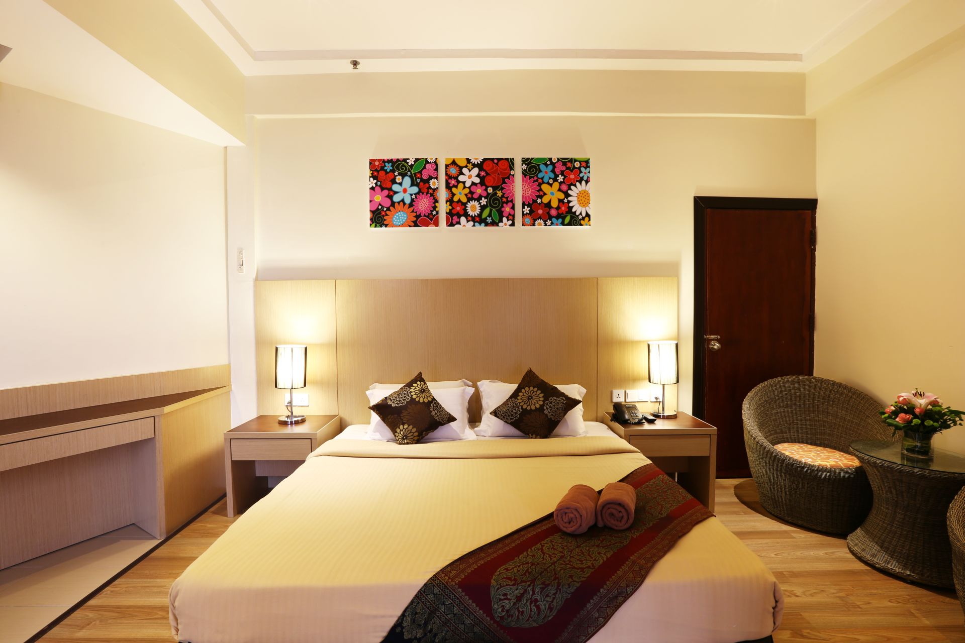 Double or Twin Deluxe