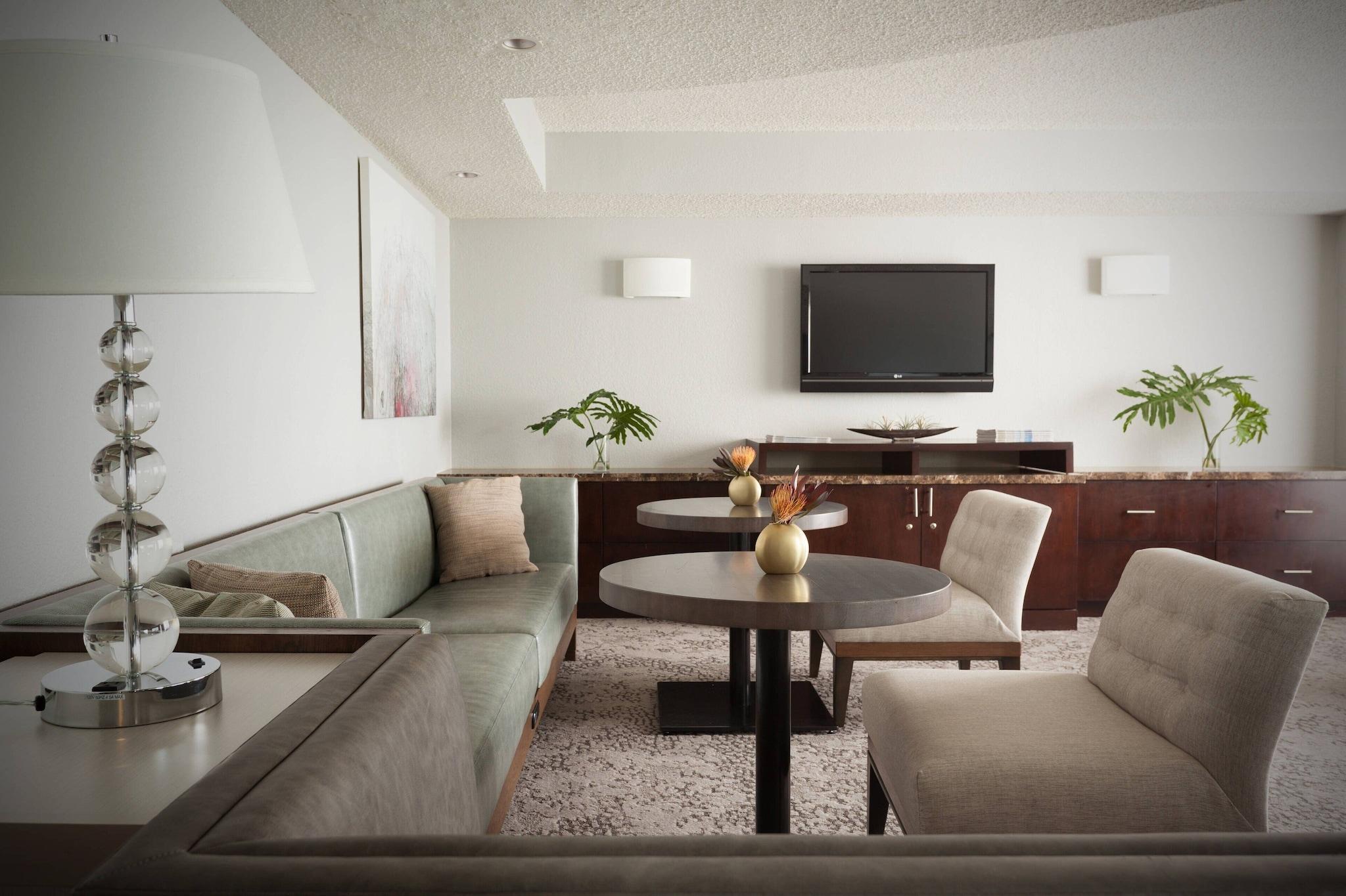 Suite King Bed Non Smoking