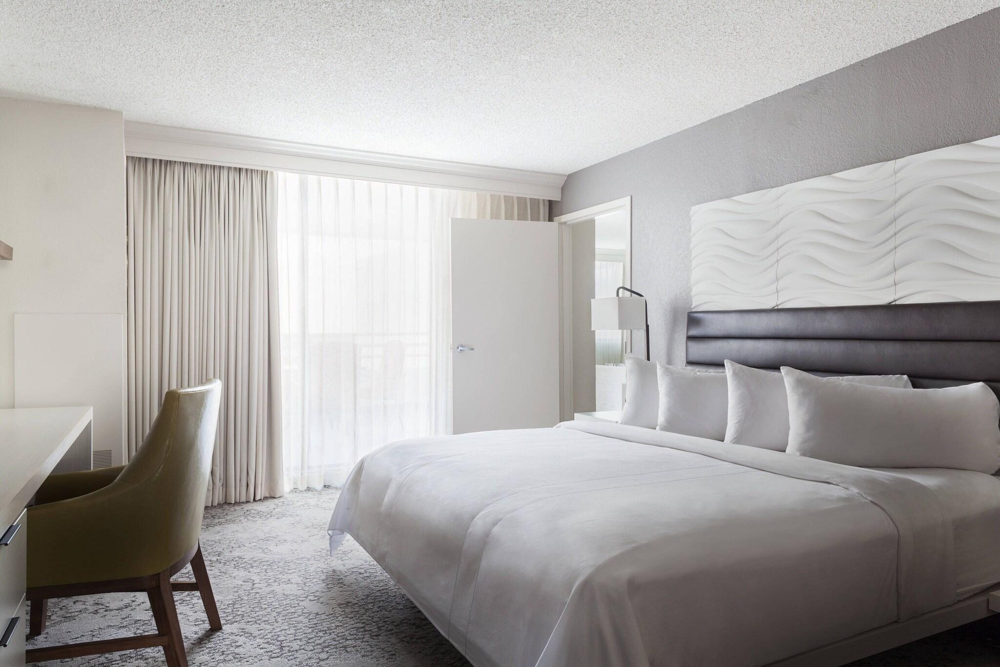 Double Accessible King Size Bed