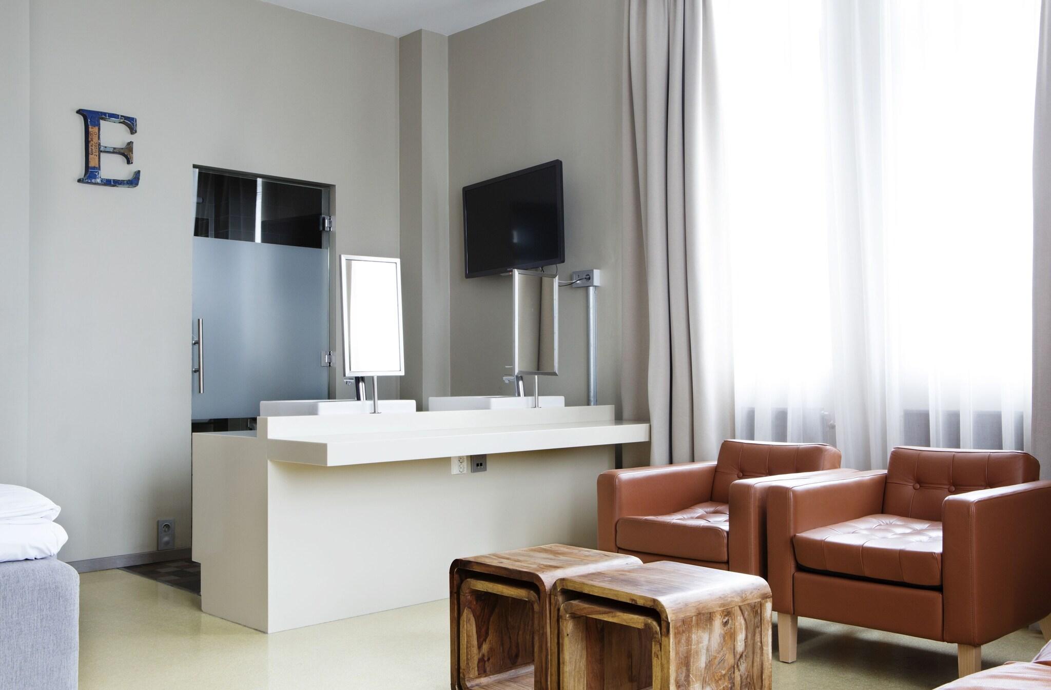 Suite with Double Bed