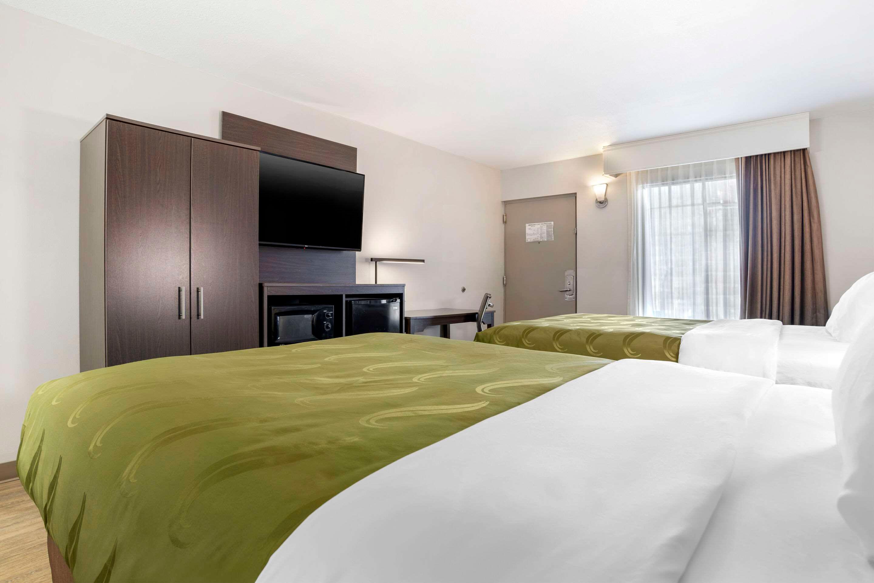 Double Two Double Beds Non Smoking