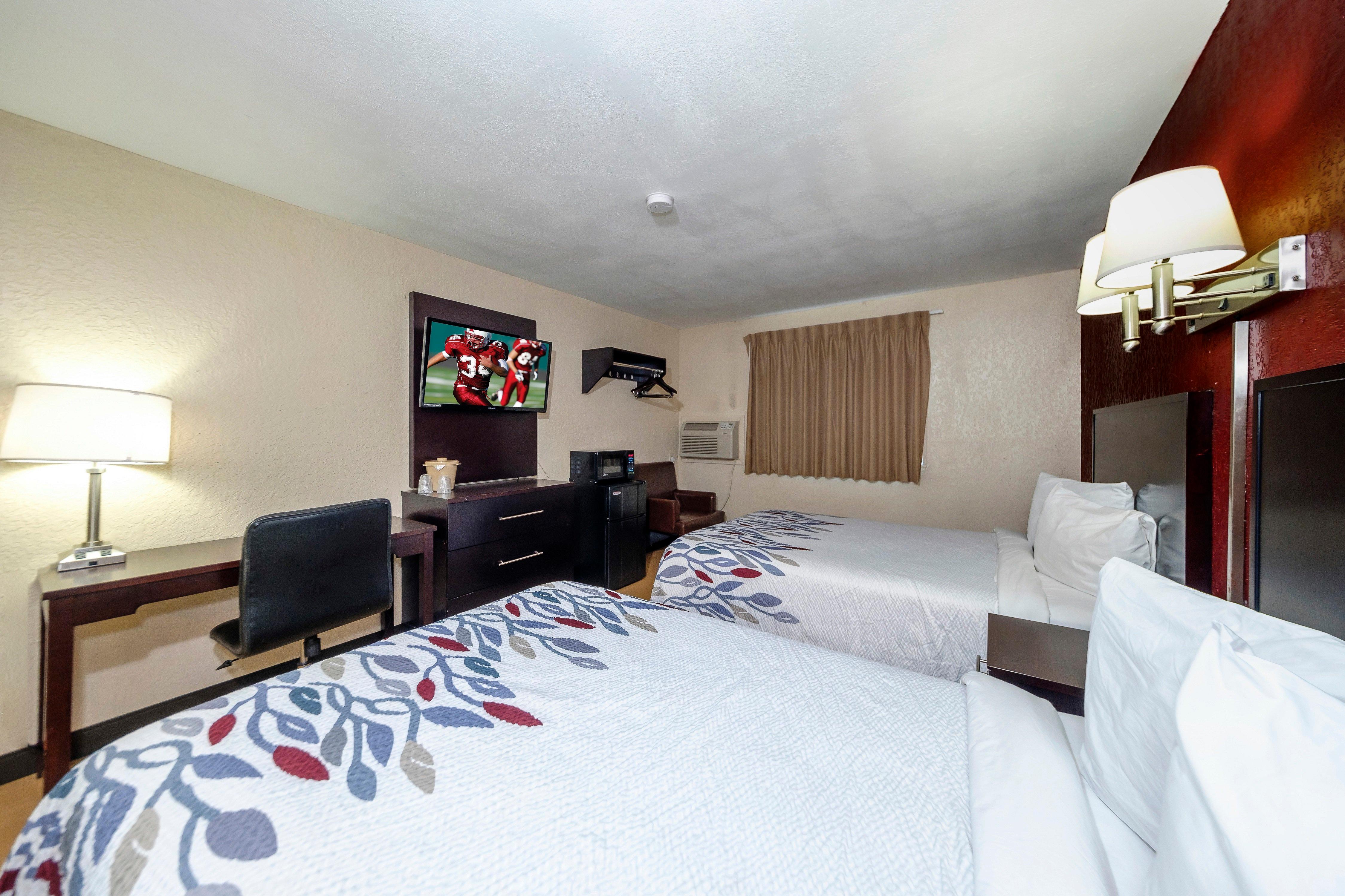 Double Deluxe Two Beds